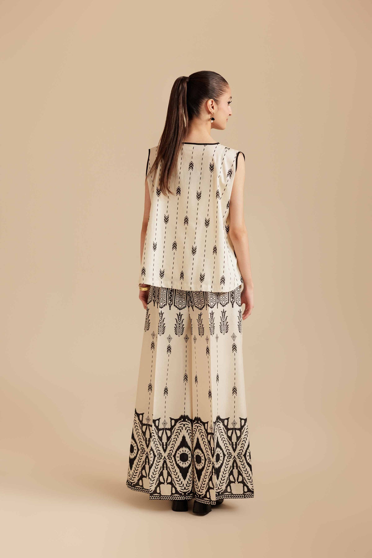 2 Piece - Printed Suit - AS25-120 Beige Cambric 2PC Printed Nishat Australia