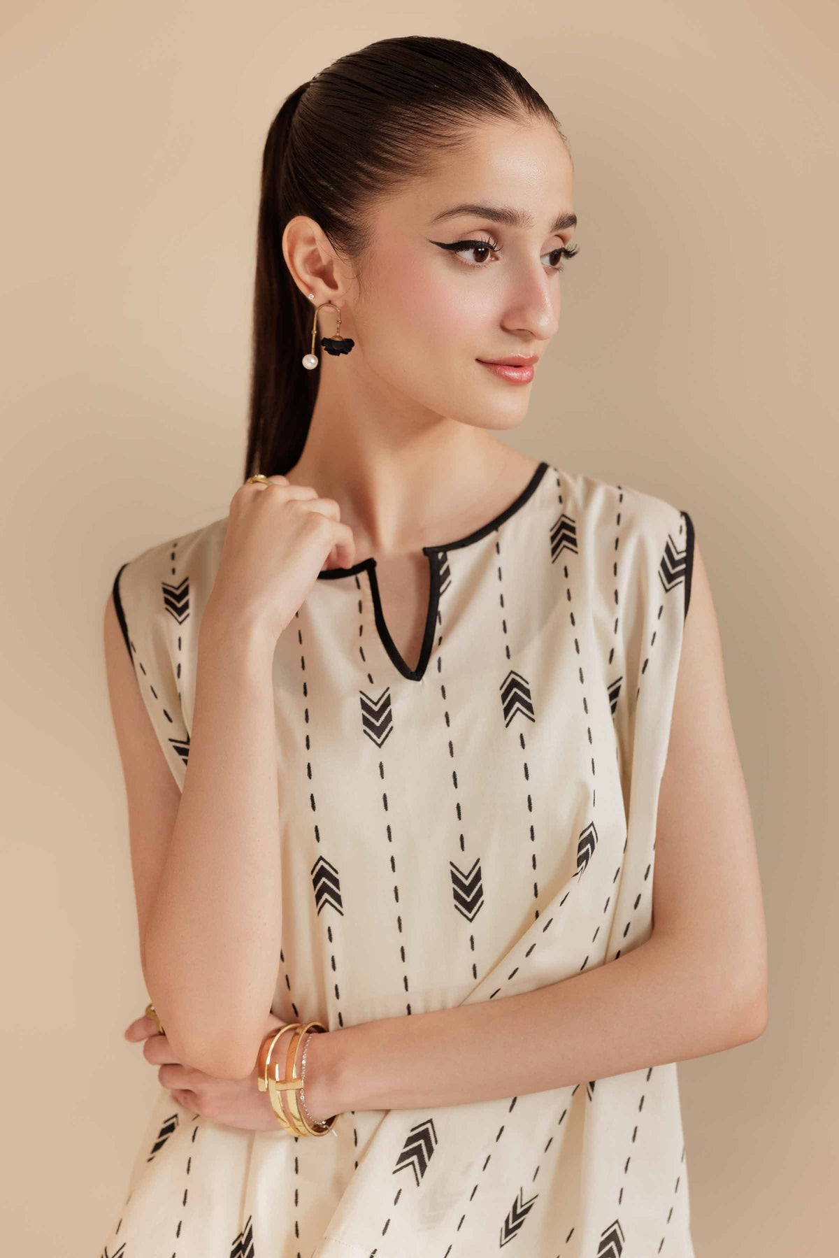2 Piece - Printed Suit - AS25-120 Beige Cambric 2PC Printed Nishat Australia