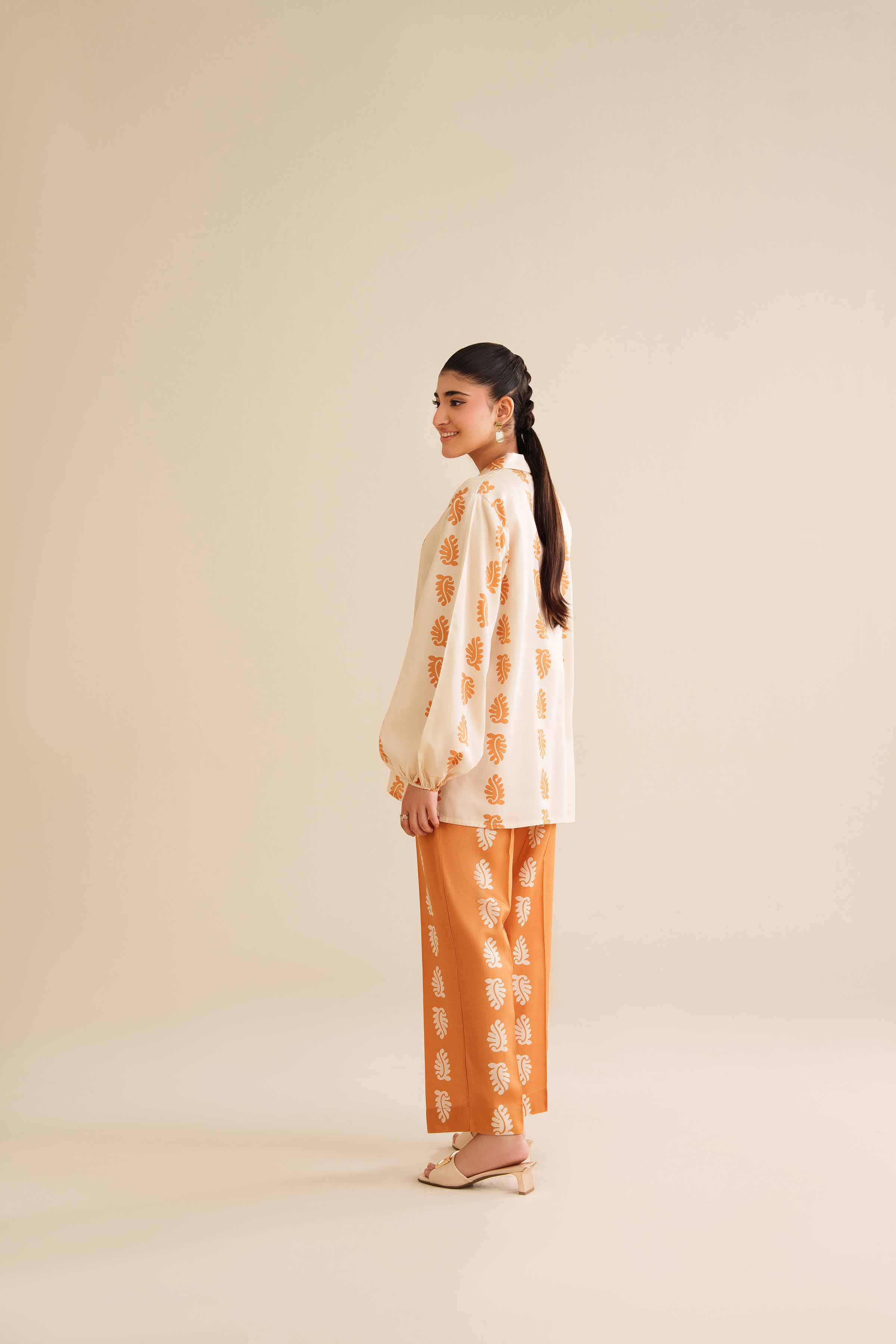 2 Piece - Printed Suit - AW25-40 READY TO WEAR Beige Satin 2 Pieces Printed