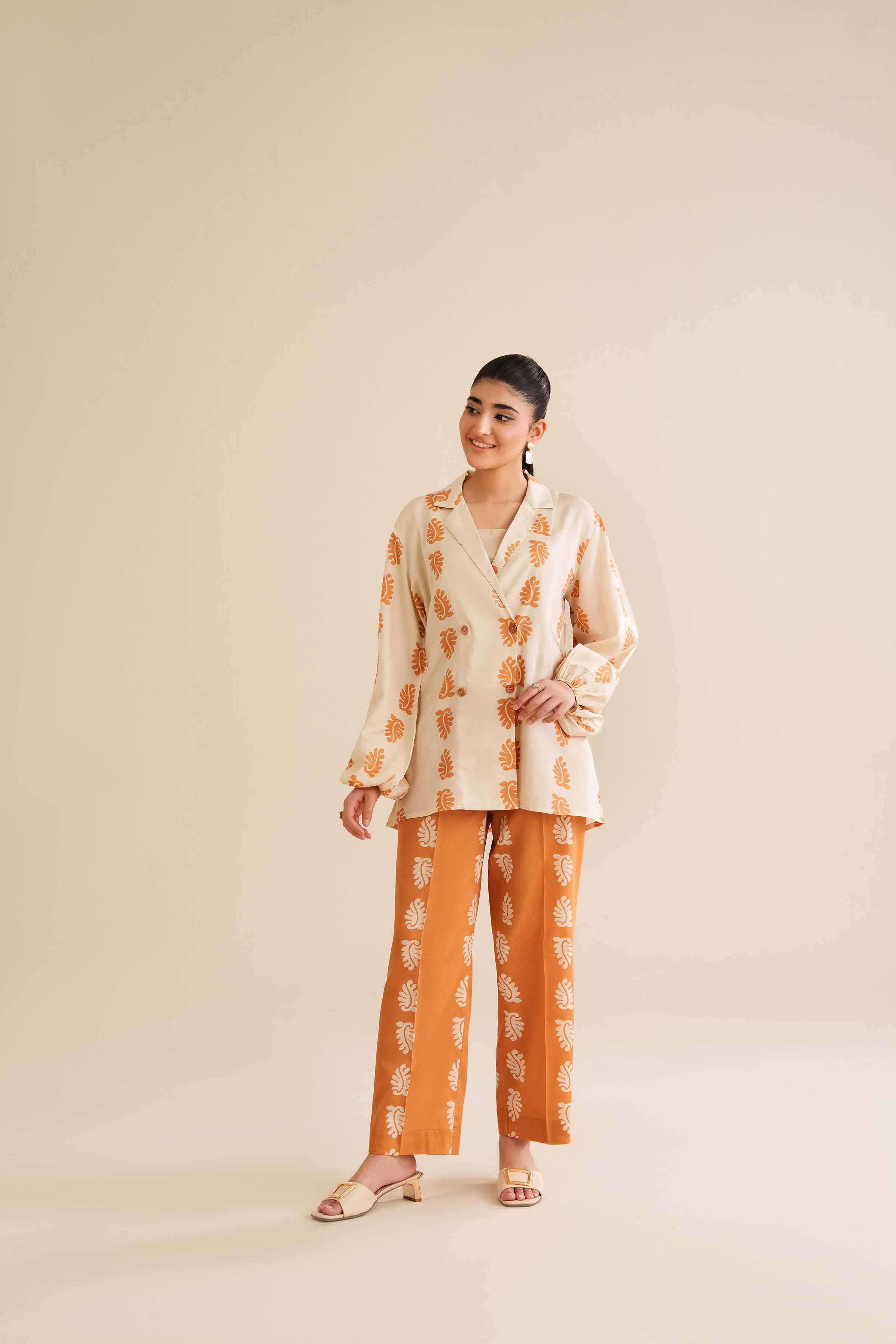 2 Piece - Printed Suit - AW25-40 READY TO WEAR Beige Satin 2 Pieces Printed