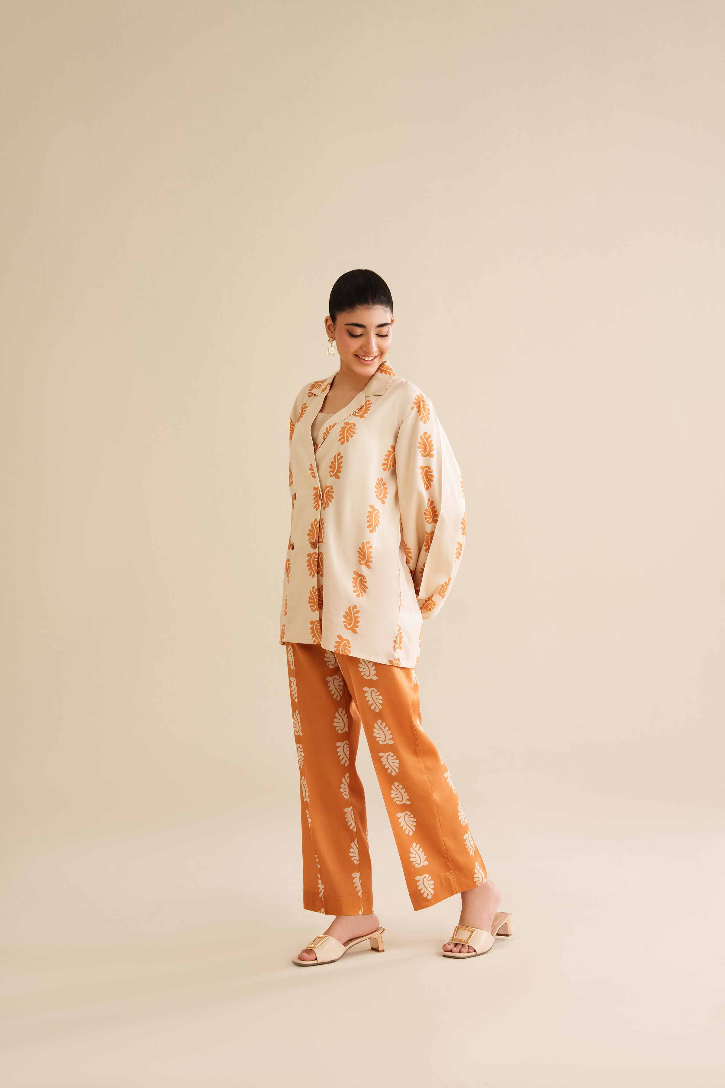 2 Piece - Printed Suit - AW25-40 READY TO WEAR Beige Satin 2 Pieces Printed