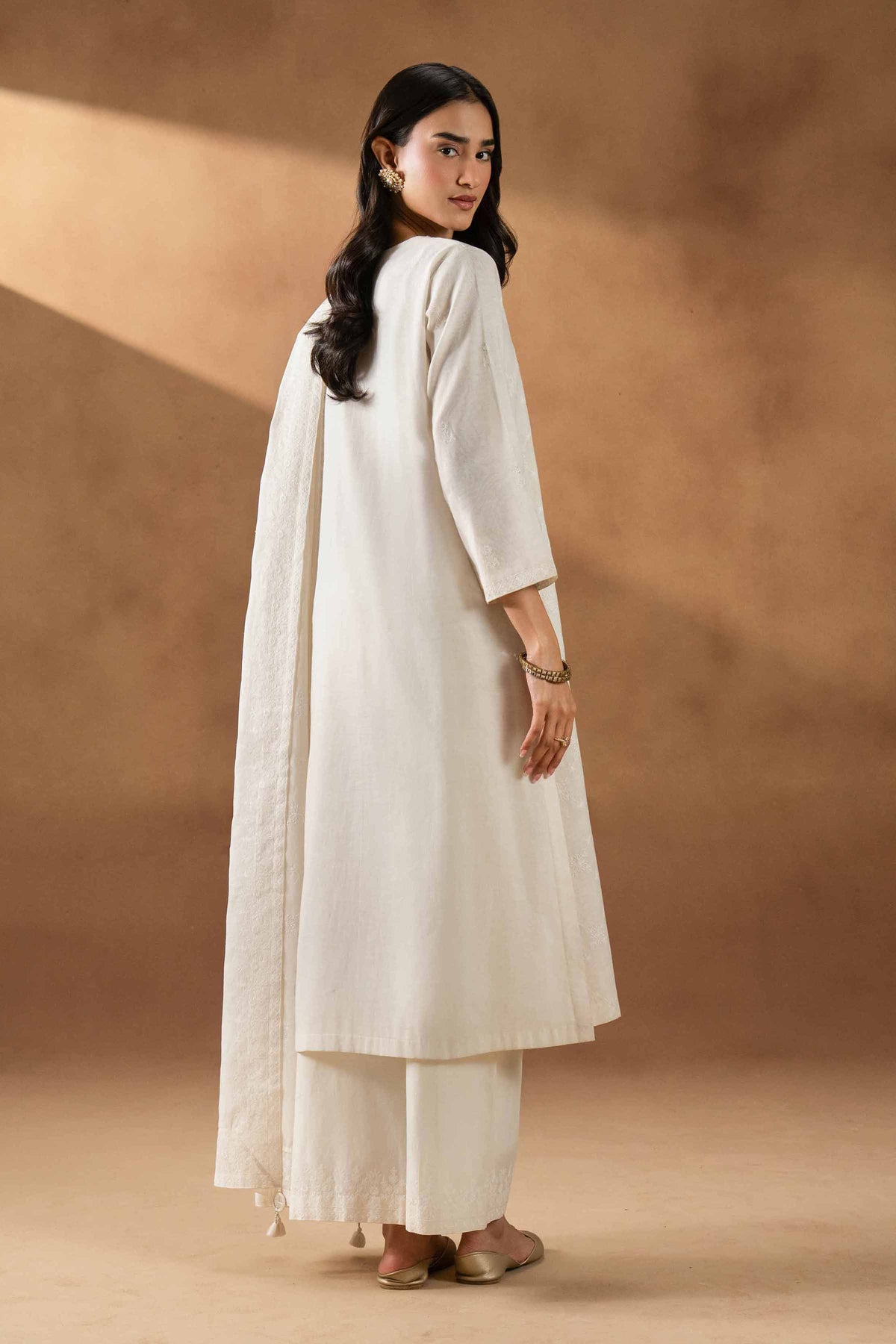 RAWAYAT - KBS26-01 Off White Lawn 3 Pieces Embroidered Nishat Australia