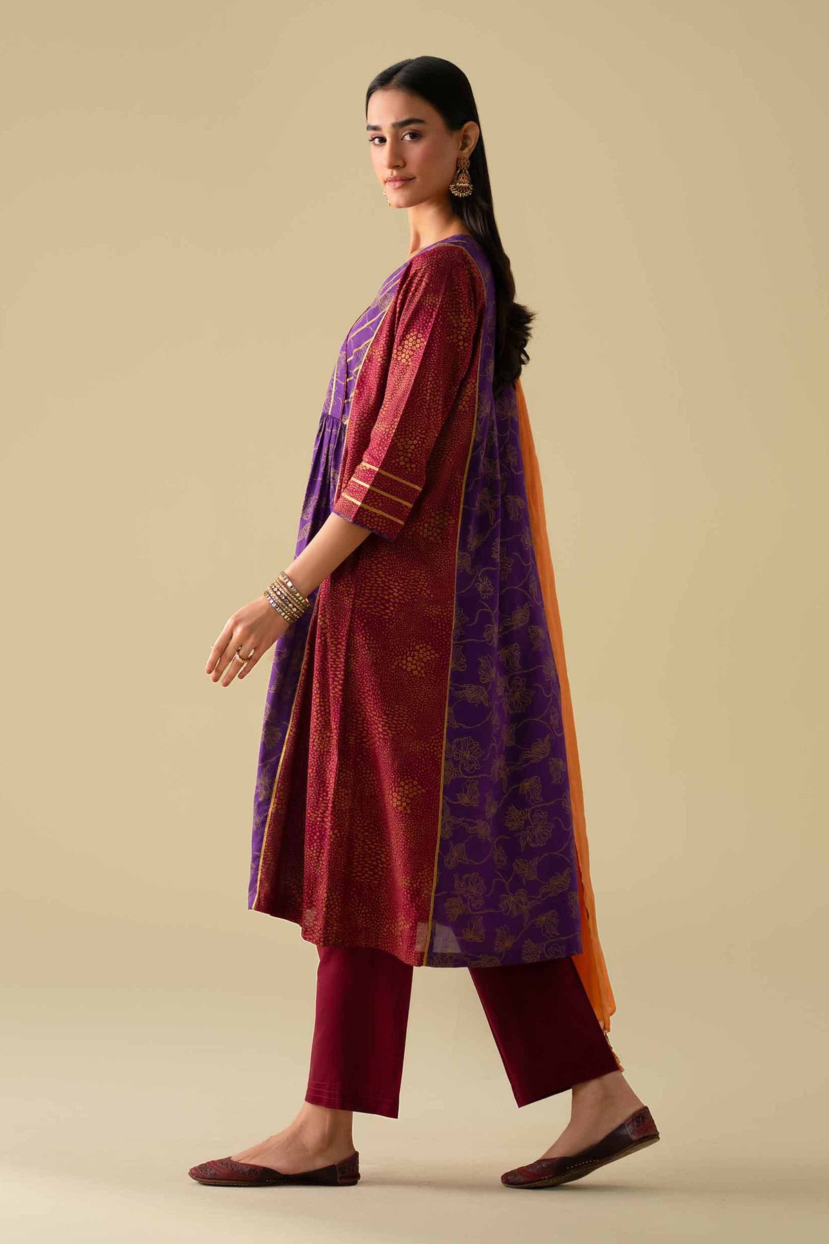 3 Piece - Printed Suit - KFE26-114Purple Lawn 3PC Printed Nishat Australia