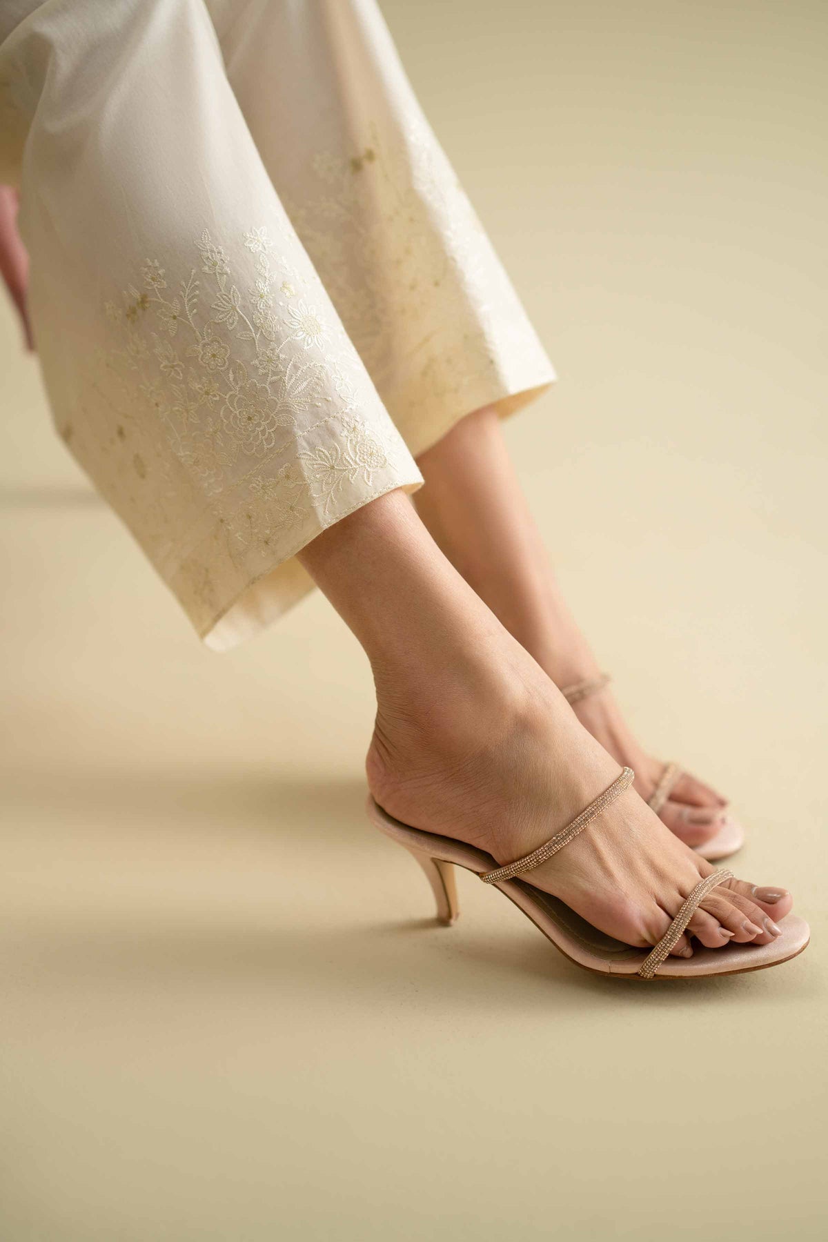 Embroidered Culottes - KFE26-126White Khaddar 1PC Embroidered Nishat Australia