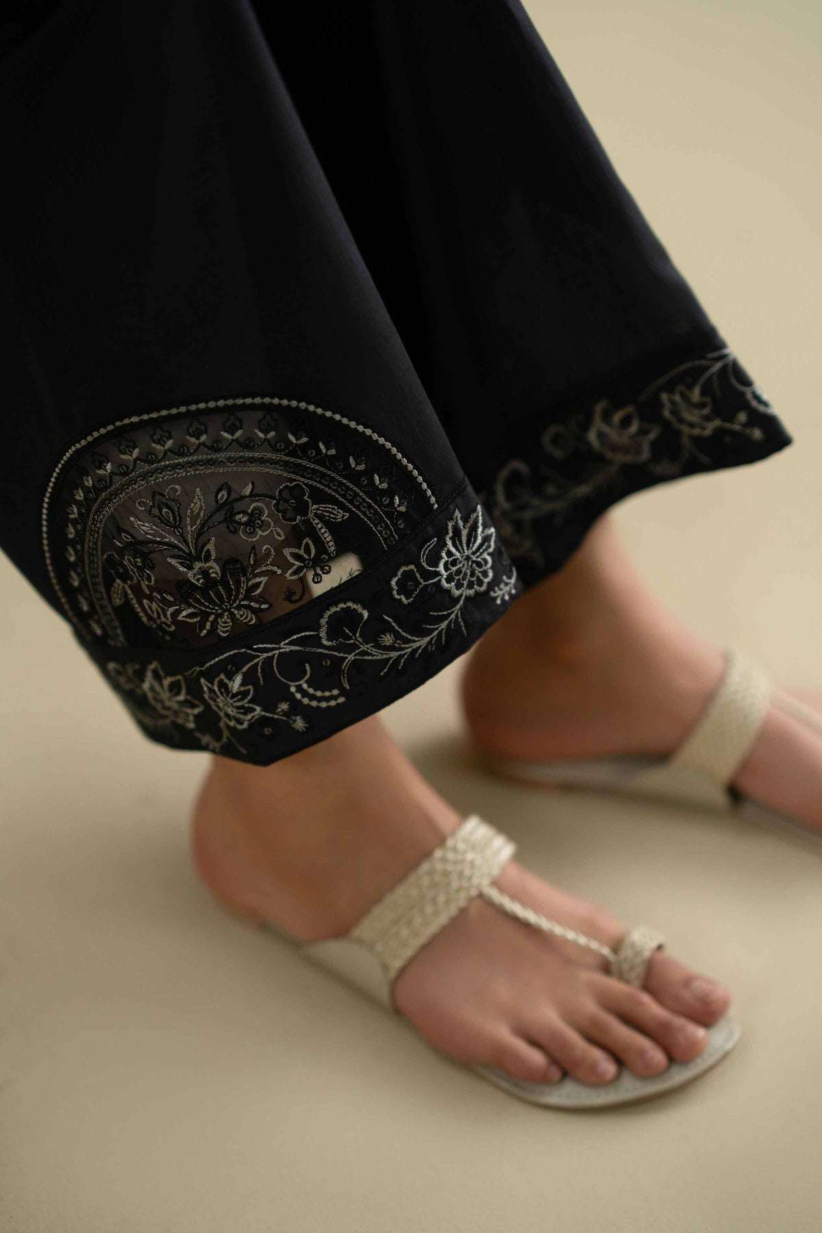 Embroidered Pants - KFE26-127Black Cambric 1PC Embroidered Nishat Australia