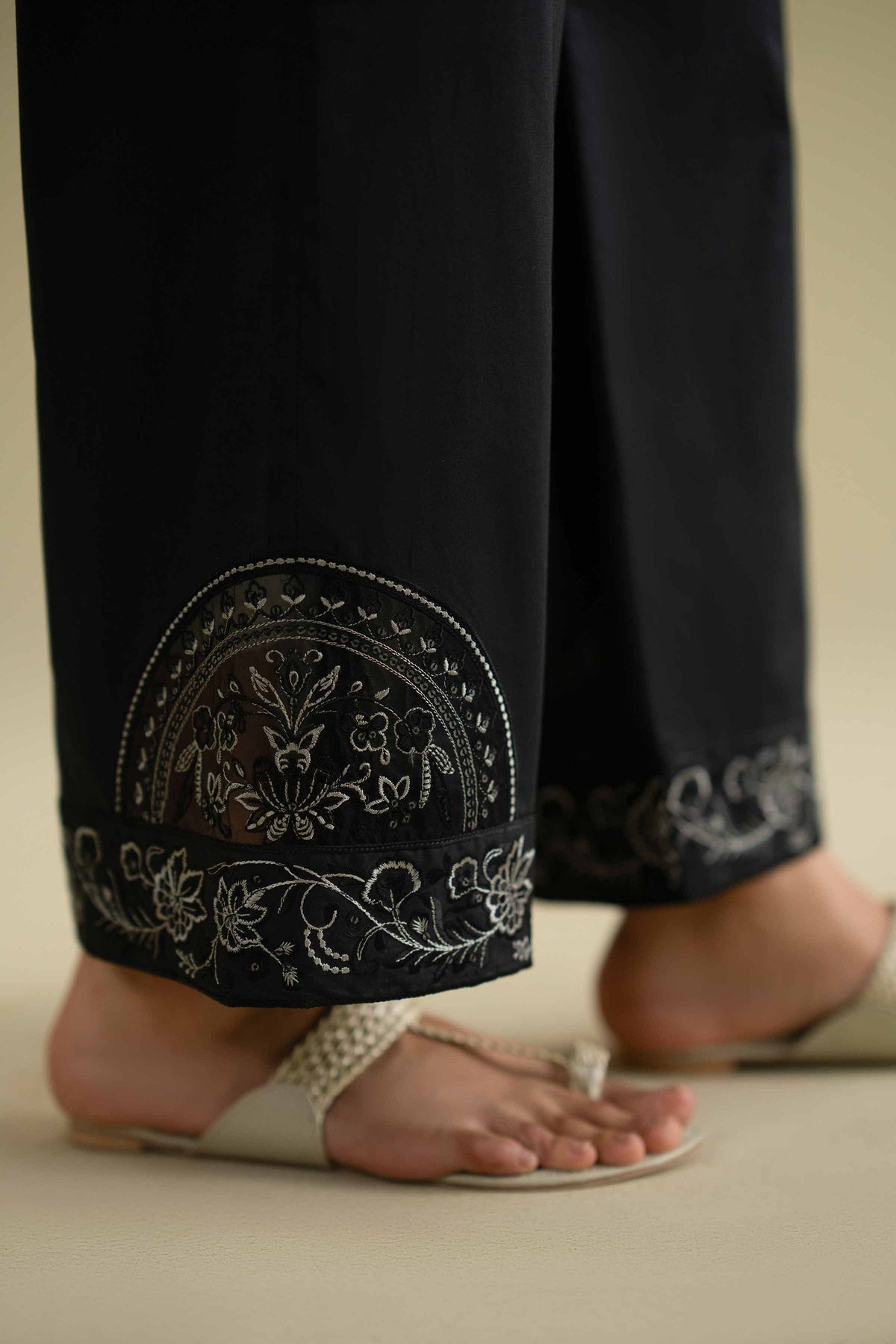 Embroidered Pants - KFE26-127Black Cambric 1PC Embroidered Nishat Australia