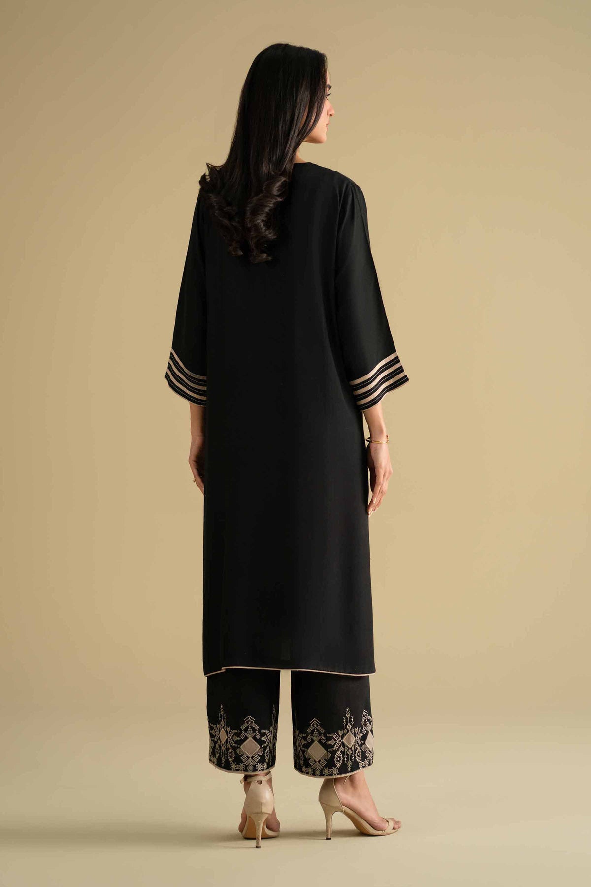 2 Piece - Embroidered Suit - KFE26-37Black Silk 2PC Embroidered Nishat Australia
