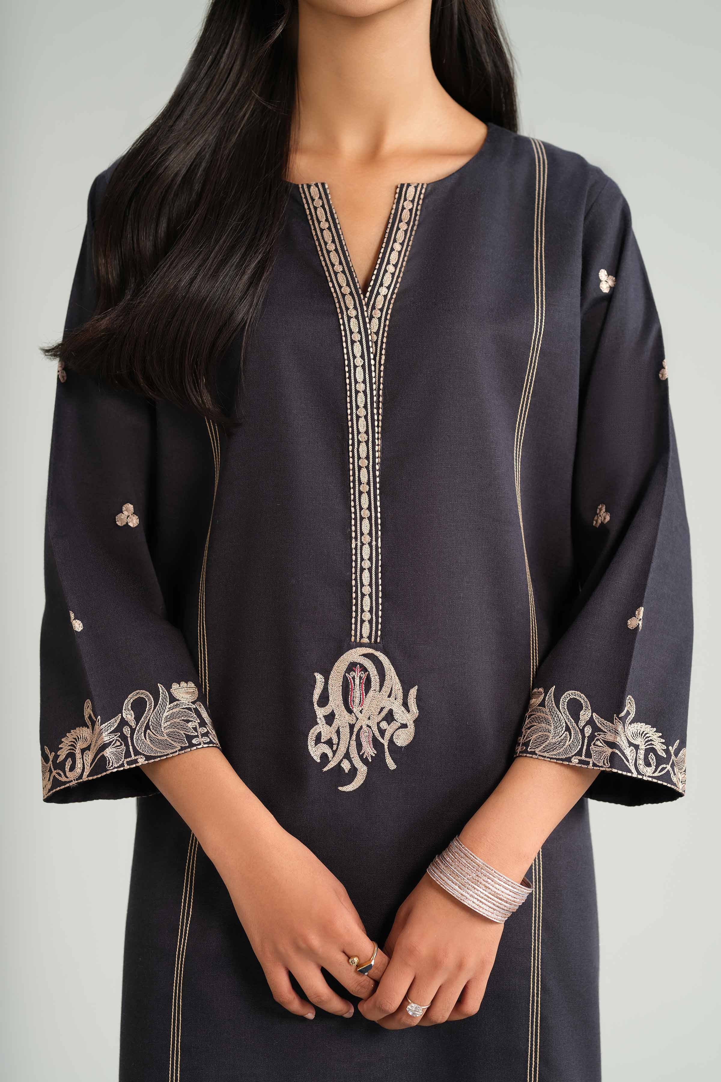 3 Piece - Embroidered Suit - KFW25-160 READY TO WEAR - LUXURY Black Karandi 3PC Embroidered