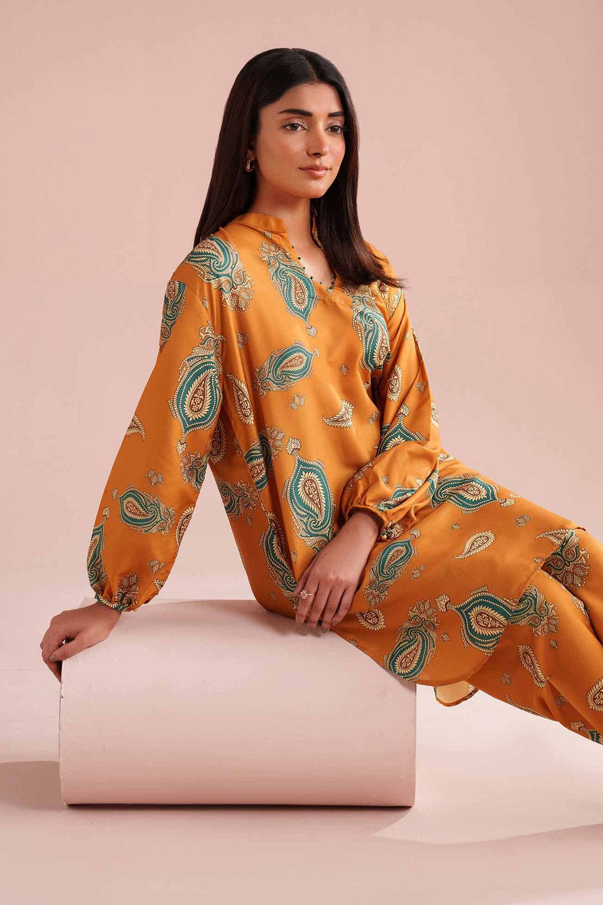 2 Piece - Printed Suit - PE26-415 Yellow Lawn 2PC Printed Nishat Australia