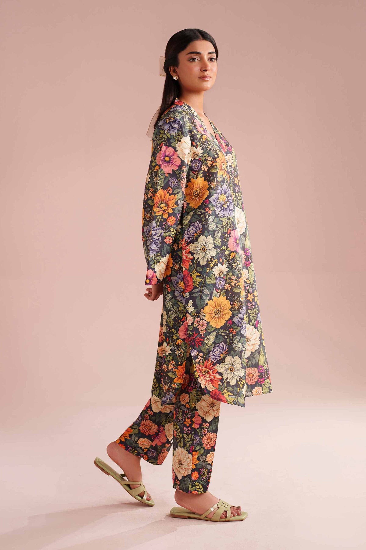 2 Piece - Printed Suit - PE26-425 Multi Lawn 2PC Printed Nishat Australia