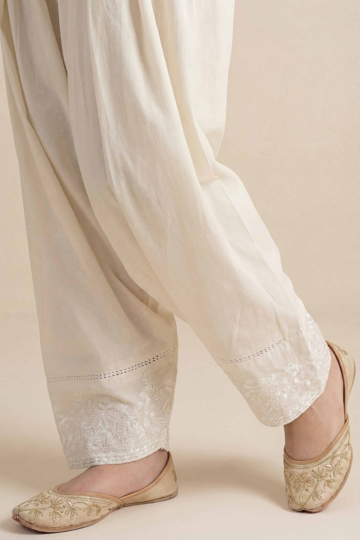 Embroidered Shalwar - PE26-666 Off White Cambric 1PC Embroidered Nishat Australia