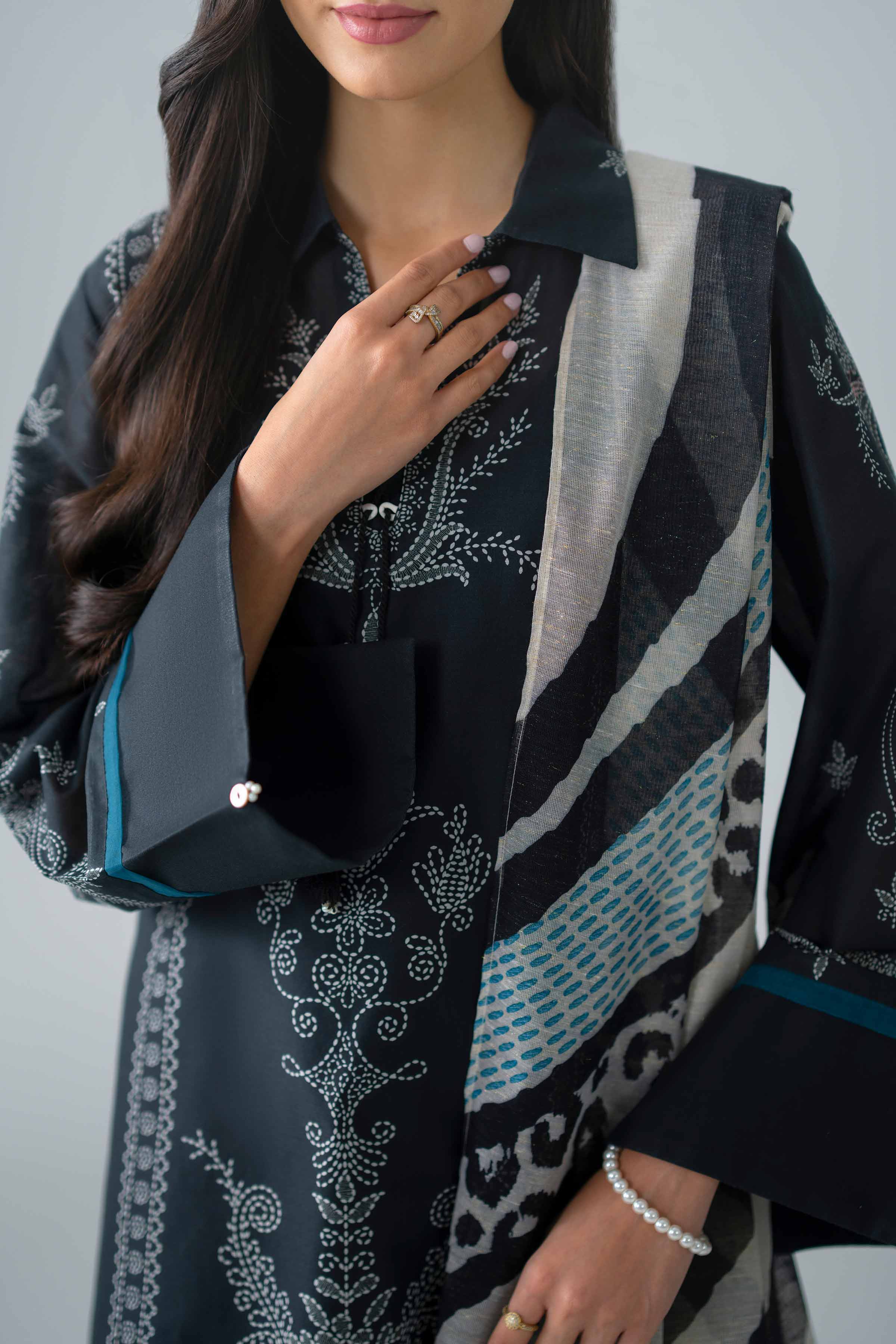 2 Piece - Printed Suit - PMS26-17 Black Lawn 2PC Printed Nishat Australia
