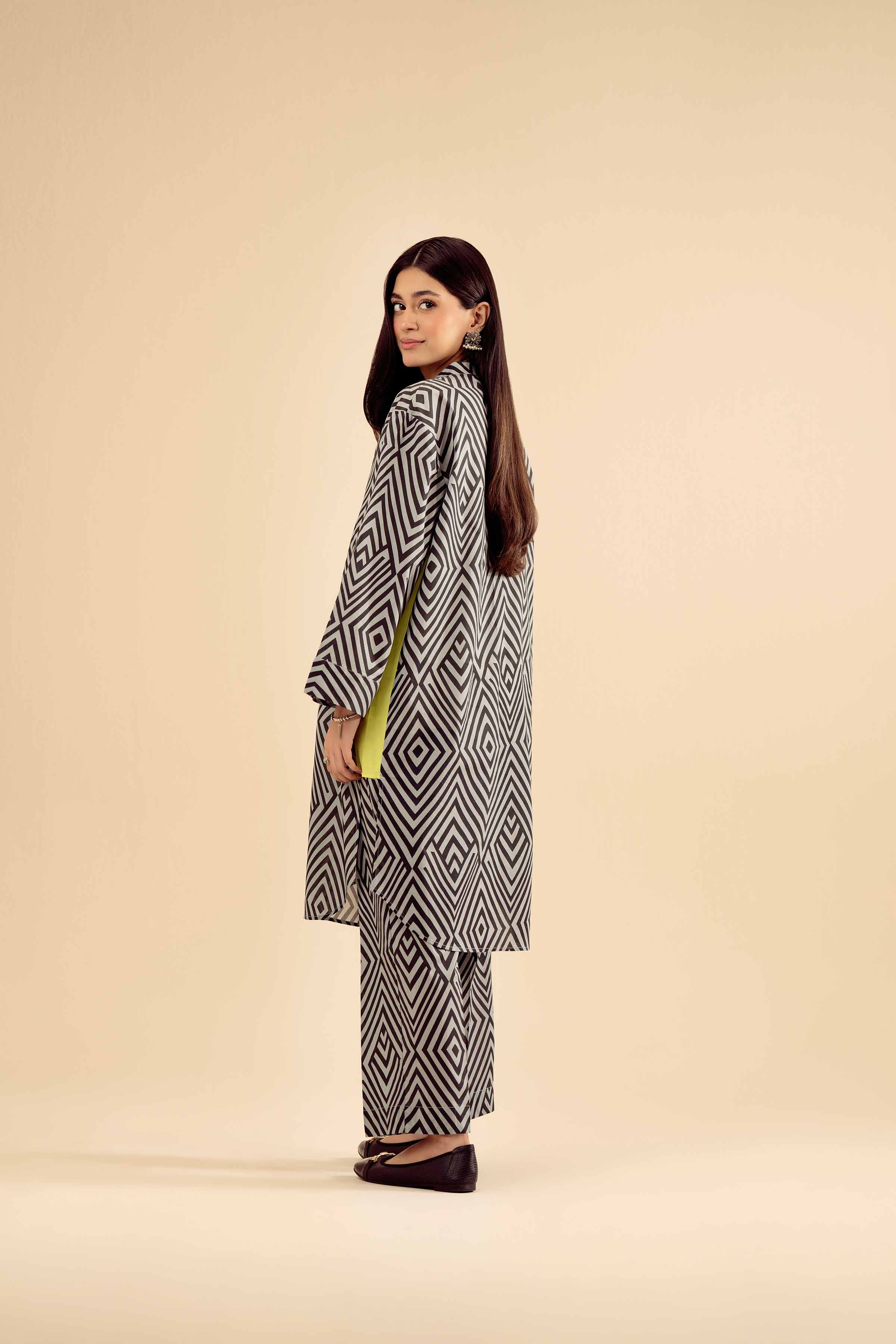 2 Piece - Printed Suit - PW25-22 READY TO WEAR Black Cambric 2PC Printed