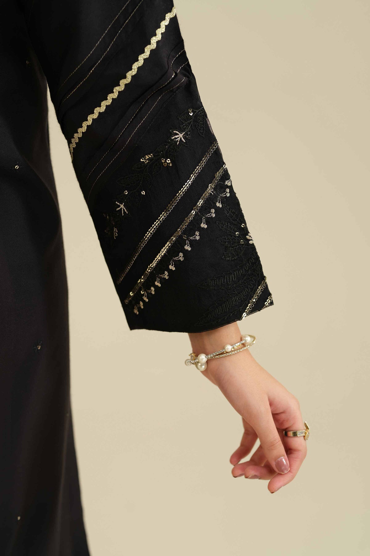 3 Piece - Embroidered Suit - PW25-404 Black Silk 3PC Embroidered Nishat Australia