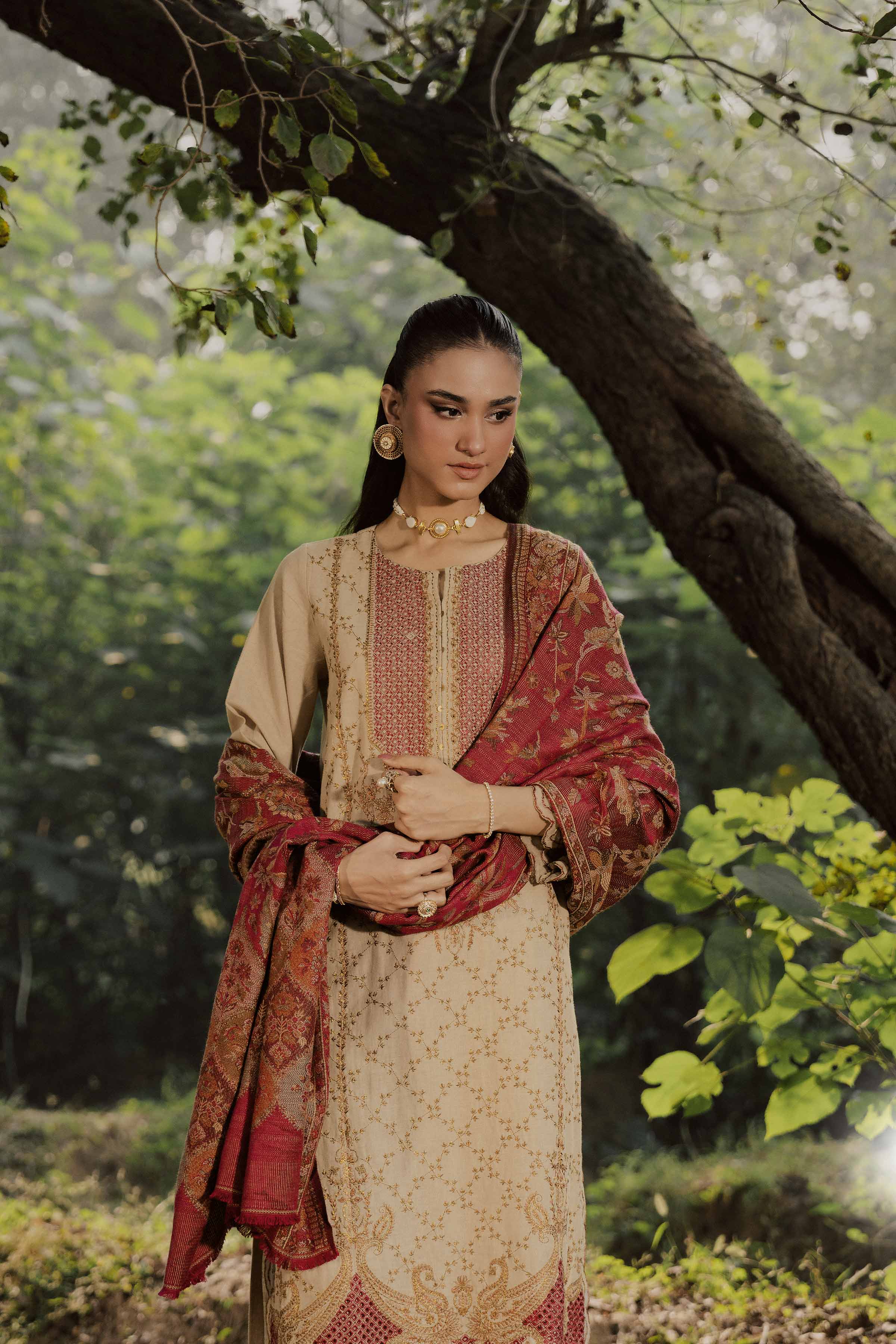 3 Piece - Embroidered Suit - PW25-480 READY TO WEAR Beige Linen 3PC Embroidered