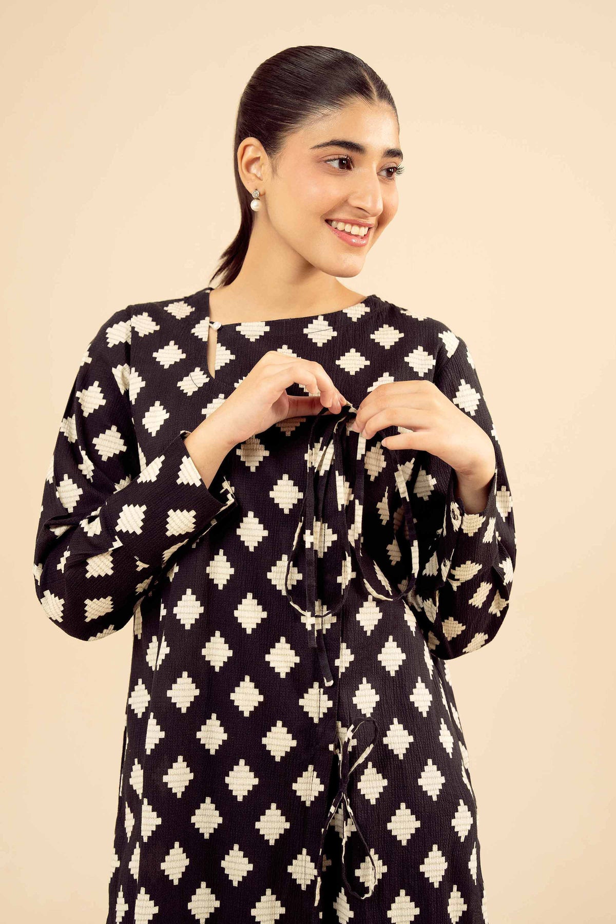2 Piece - Printed Suit - PW25-60 Black Chiffon 2PC Printed Nishat Australia