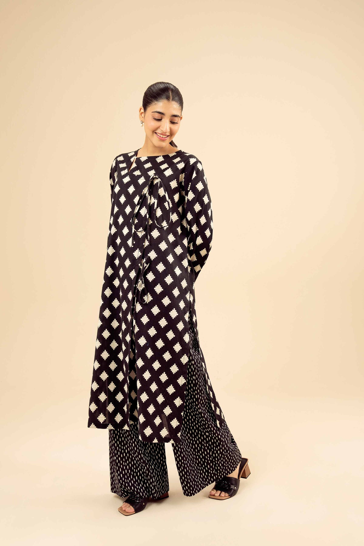 2 Piece - Printed Suit - PW25-60 Black Chiffon 2PC Printed Nishat Australia