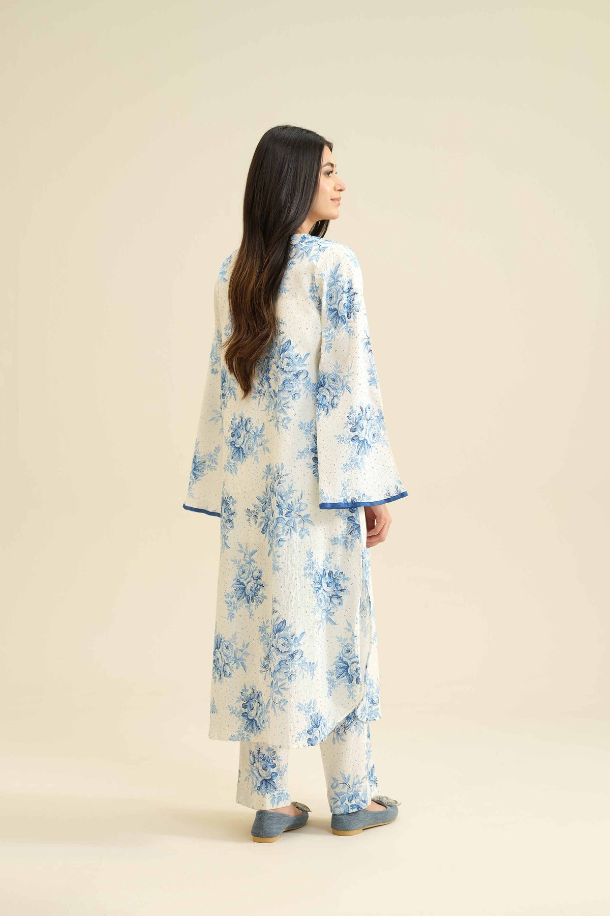 2 Piece - Printed Suit - PW25-62 White Chiffon 2PC Printed Nishat Australia