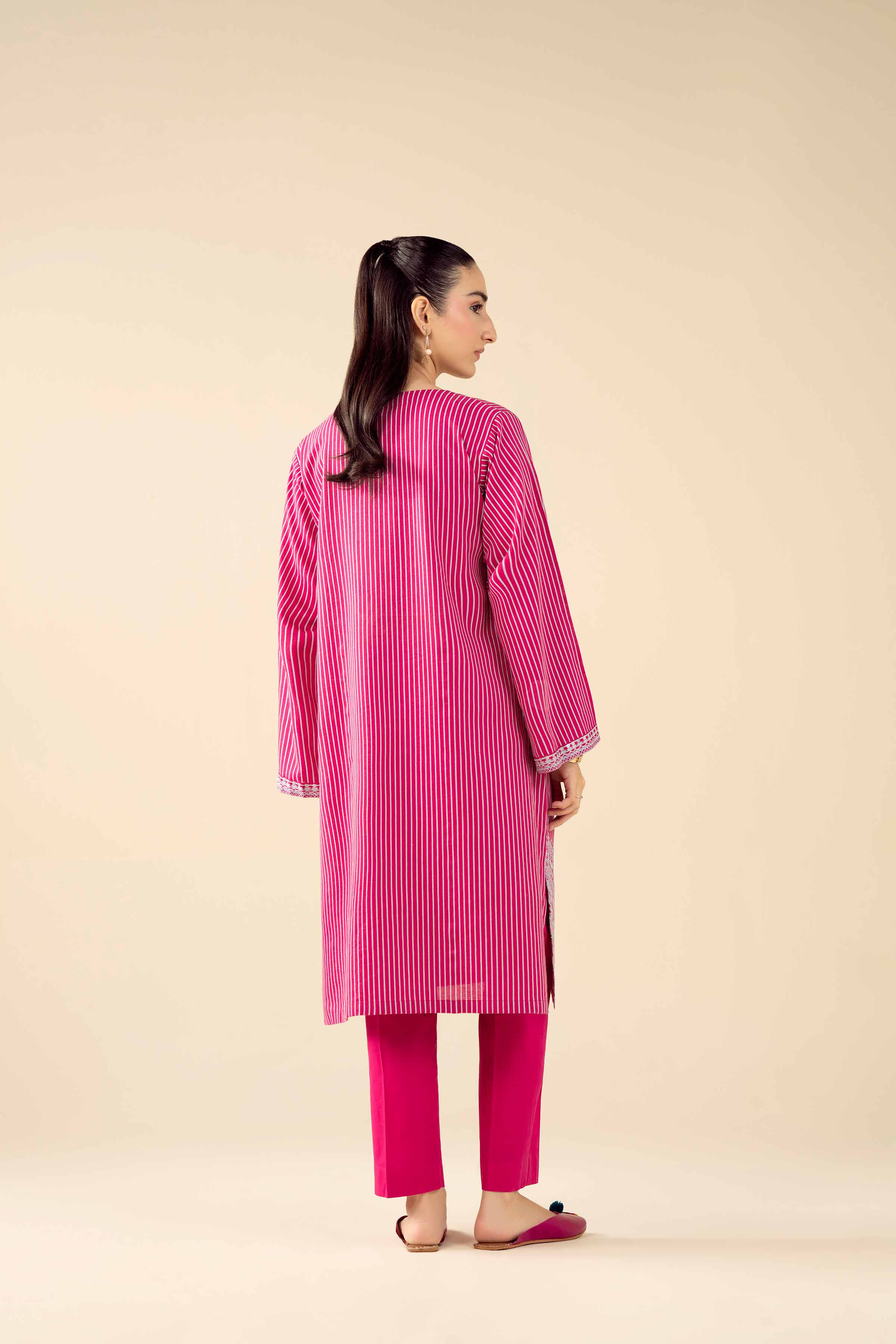 2 Piece - Printed Embroidered Suit - PW25-86 READY TO WEAR Pink Karandi 2PC Embroidered