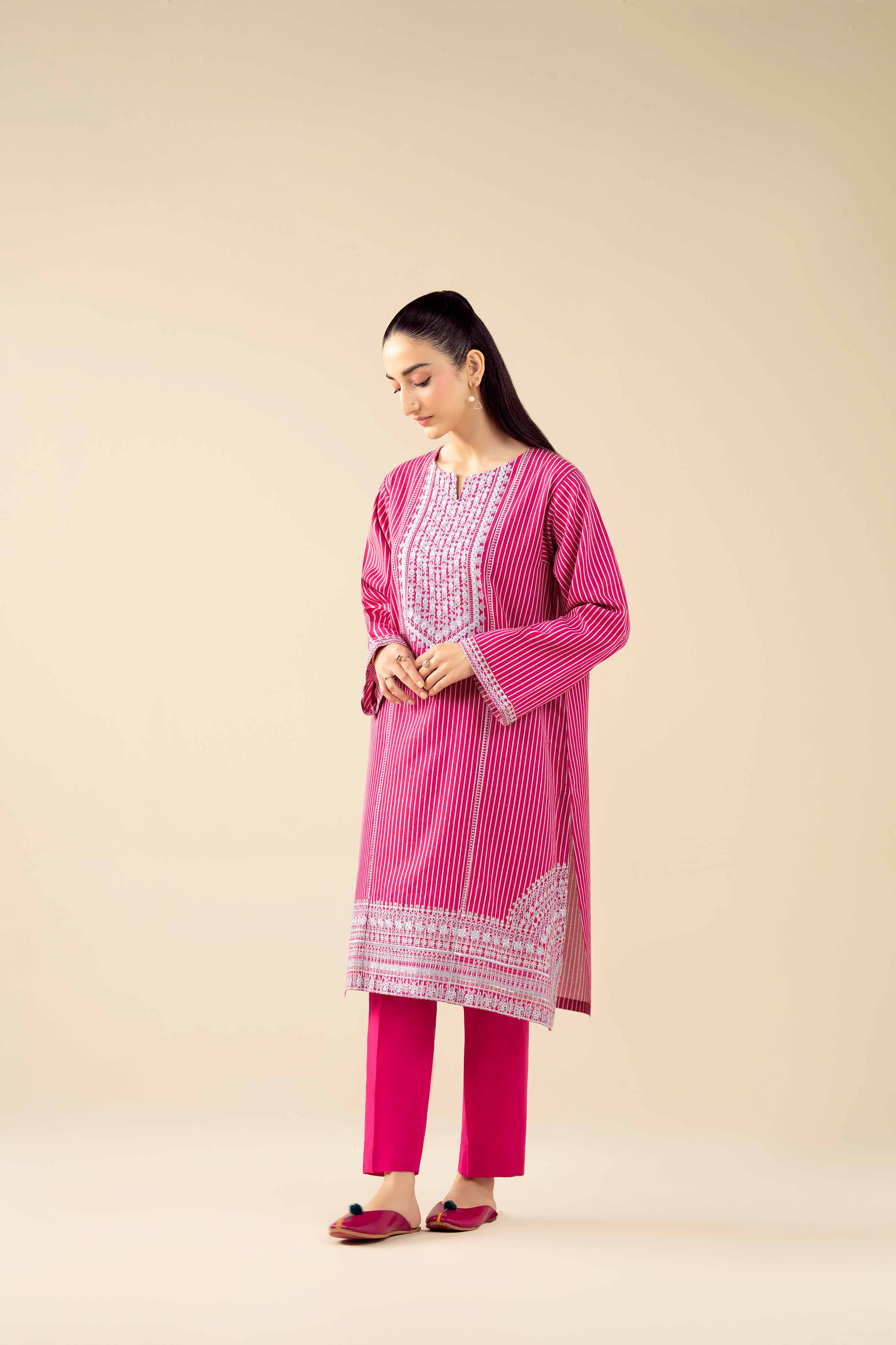 2 Piece - Printed Embroidered Suit - PW25-86 READY TO WEAR Pink Karandi 2PC Embroidered