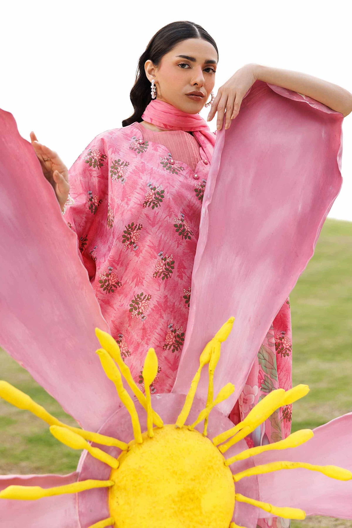 3 Piece - Digital Printed Suit - 42601579 Pink Lawn 3PC Printed Nishat Australia
