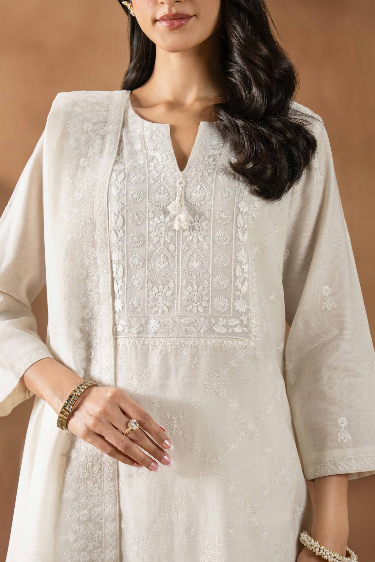RAWAYAT - KBS26-01 Off White Lawn 3 Pieces Embroidered  Nishat Australia