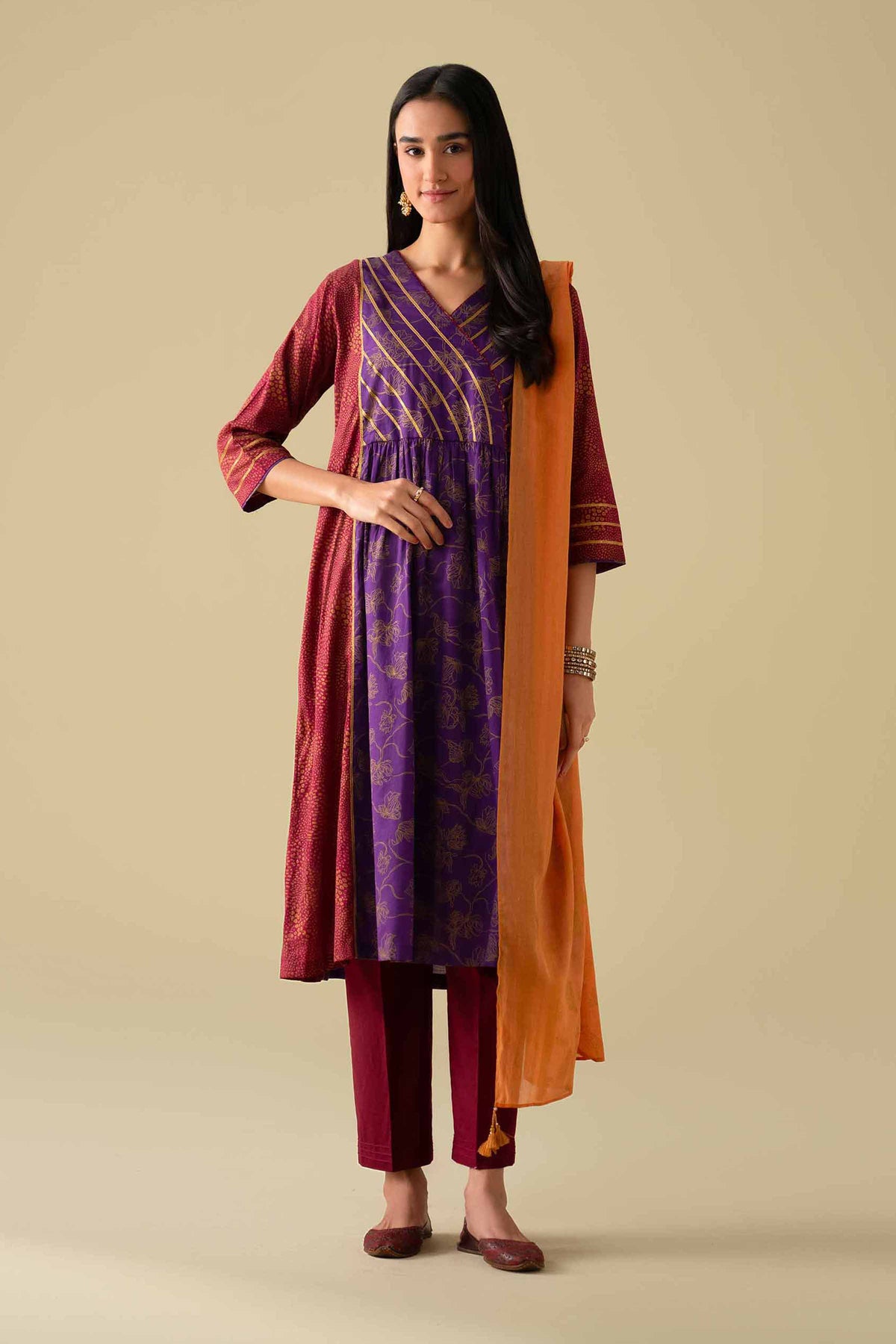 3 Piece - Printed Suit - KFE26-114Purple Lawn 3PC Printed Nishat Australia