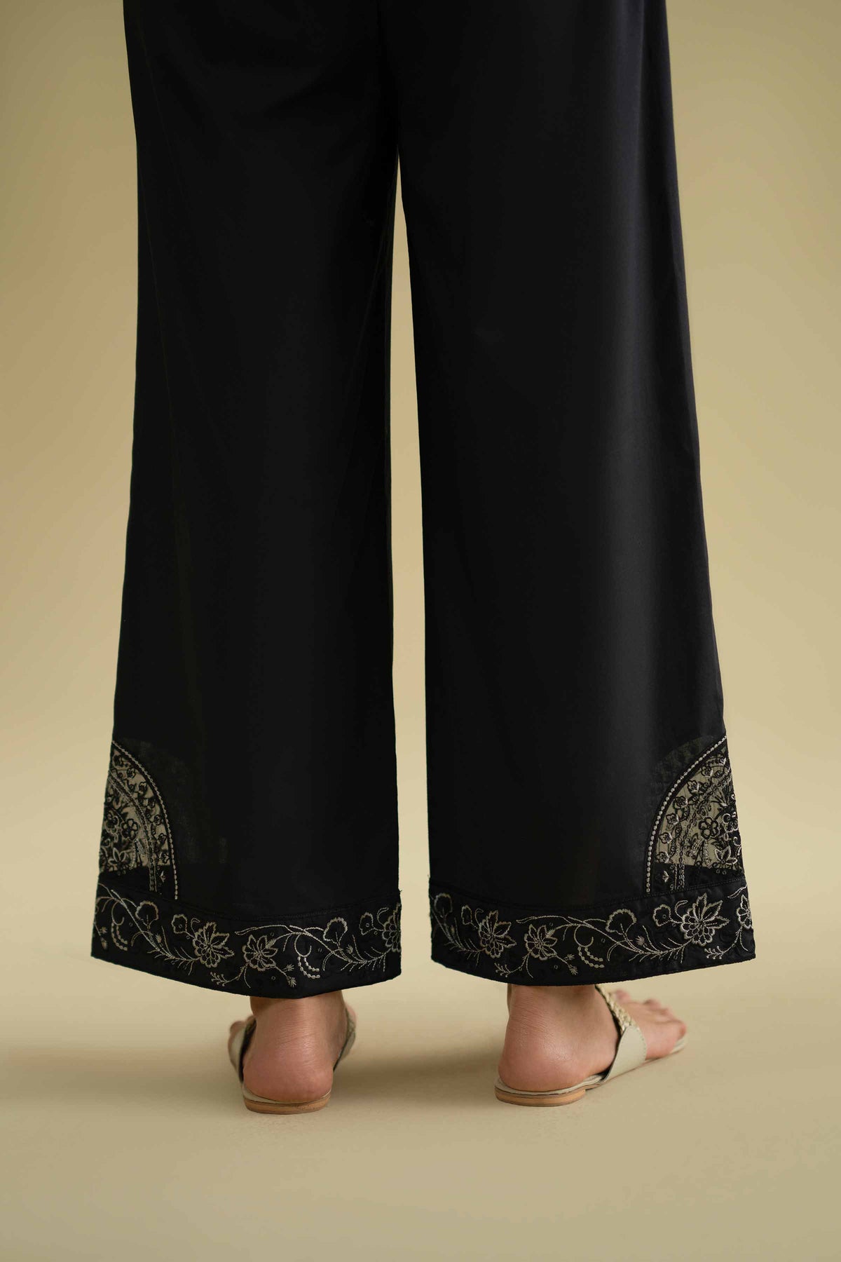 Embroidered Pants - KFE26-127Black Cambric 1PC Embroidered Nishat Australia
