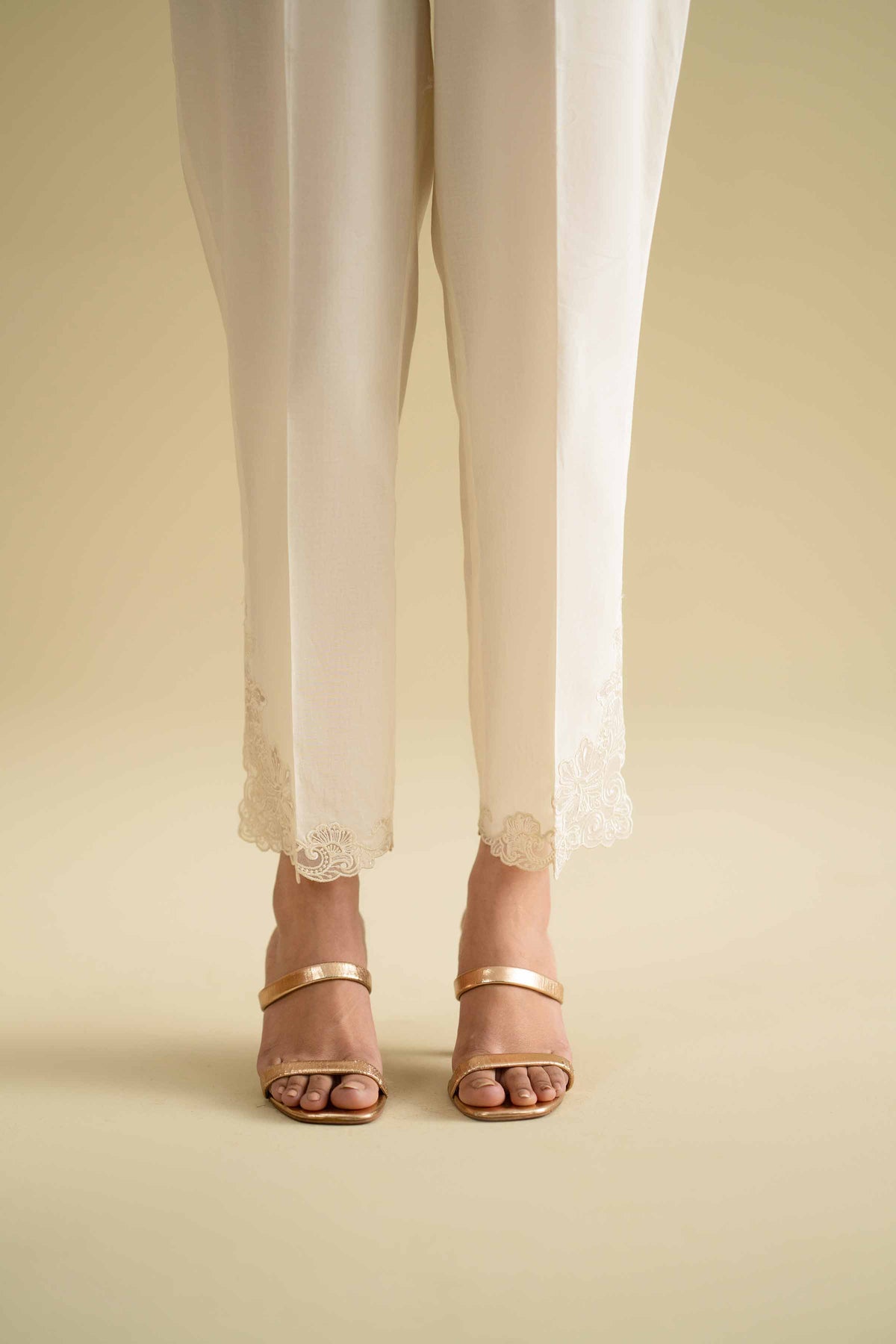 Embroidered Pants - KFE26-198Off White Cambric 1PC Embroidered Nishat Australia