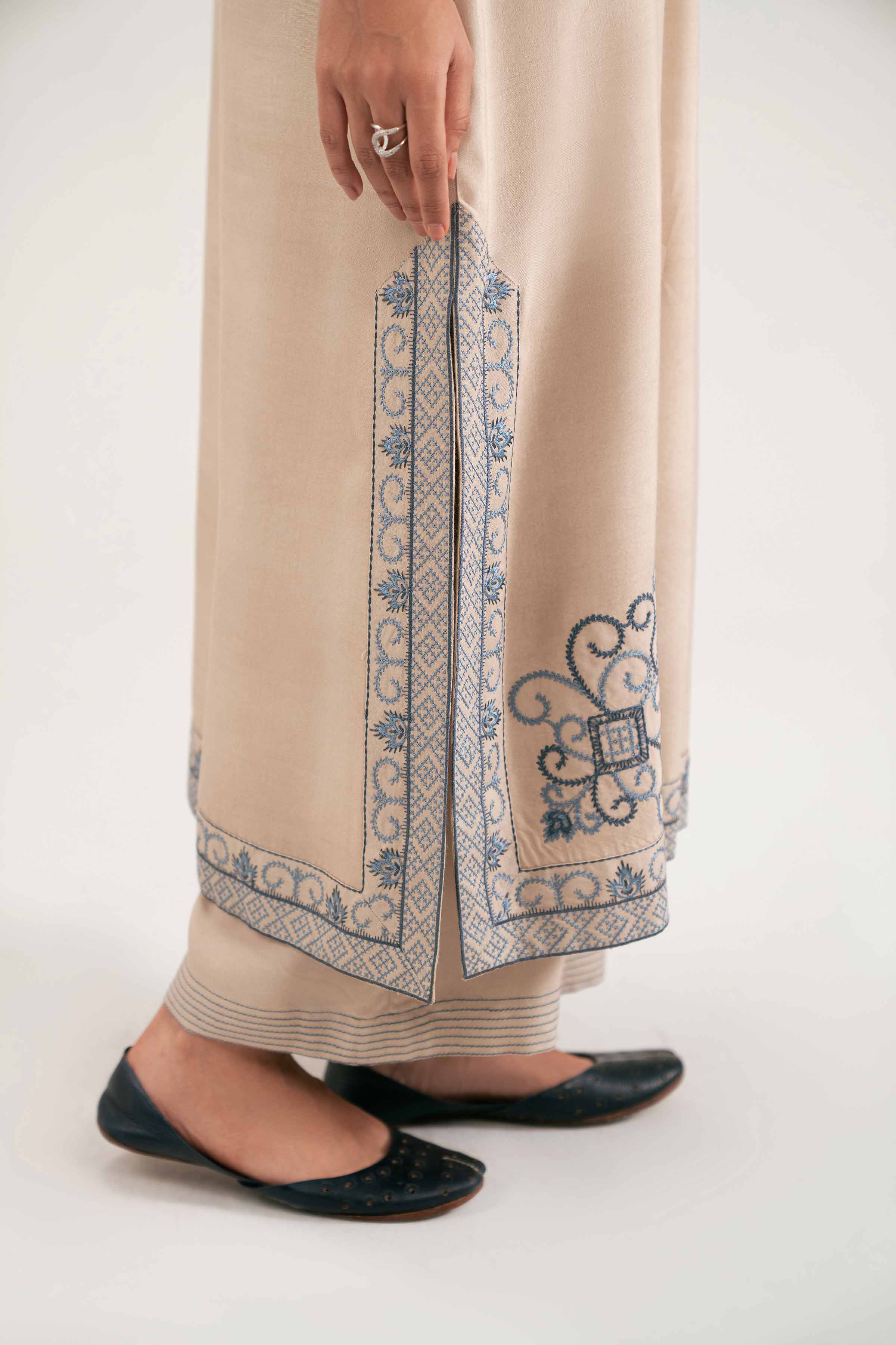 2 Piece - Embroidered Suit - KFW25-102 READY TO WEAR - LUXURY Beige Silk 2PC Embroidered