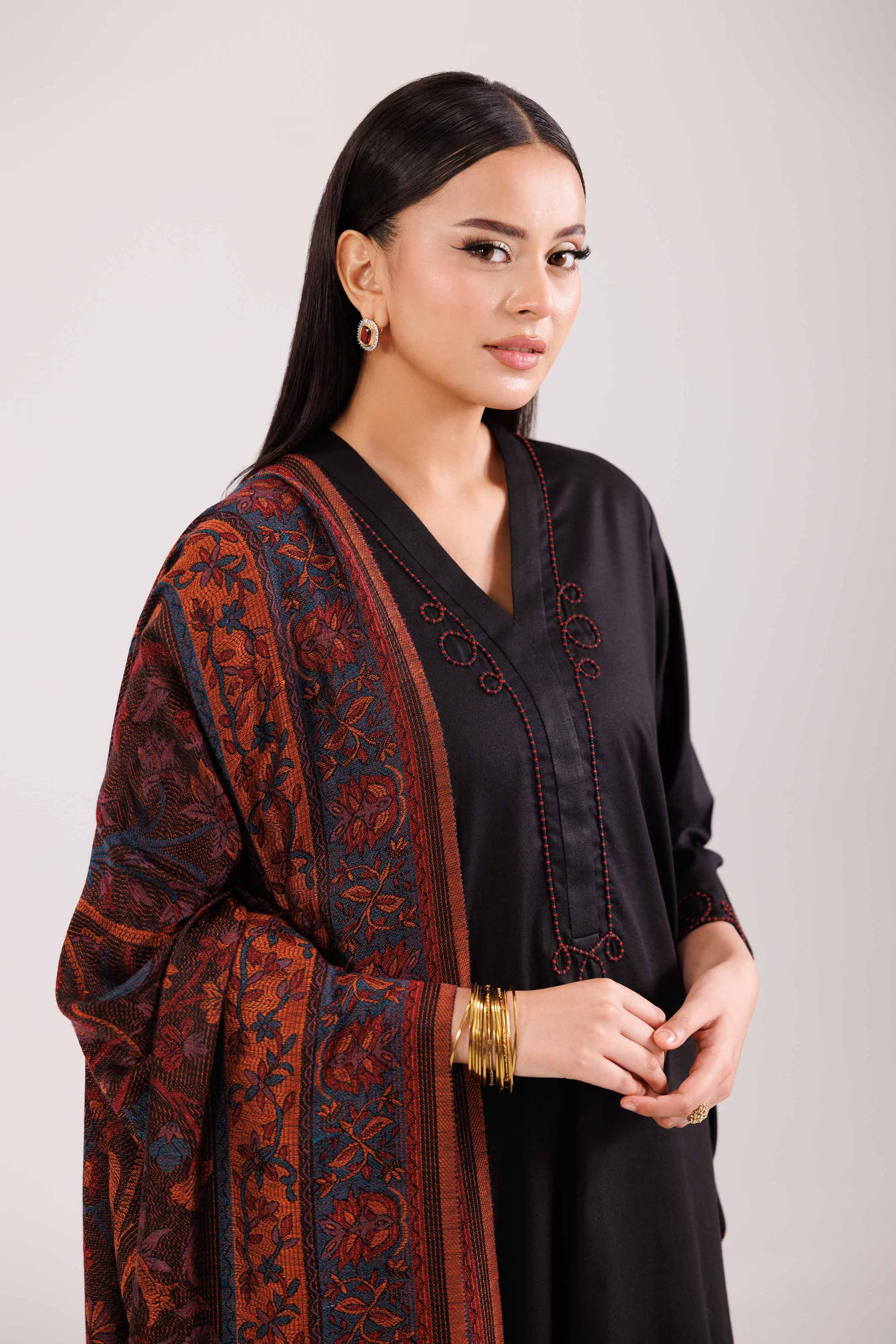 3 Piece - Embroidered Suit - KFW25-175 READY TO WEAR - LUXURY Black Karandi 3PC Embroidered
