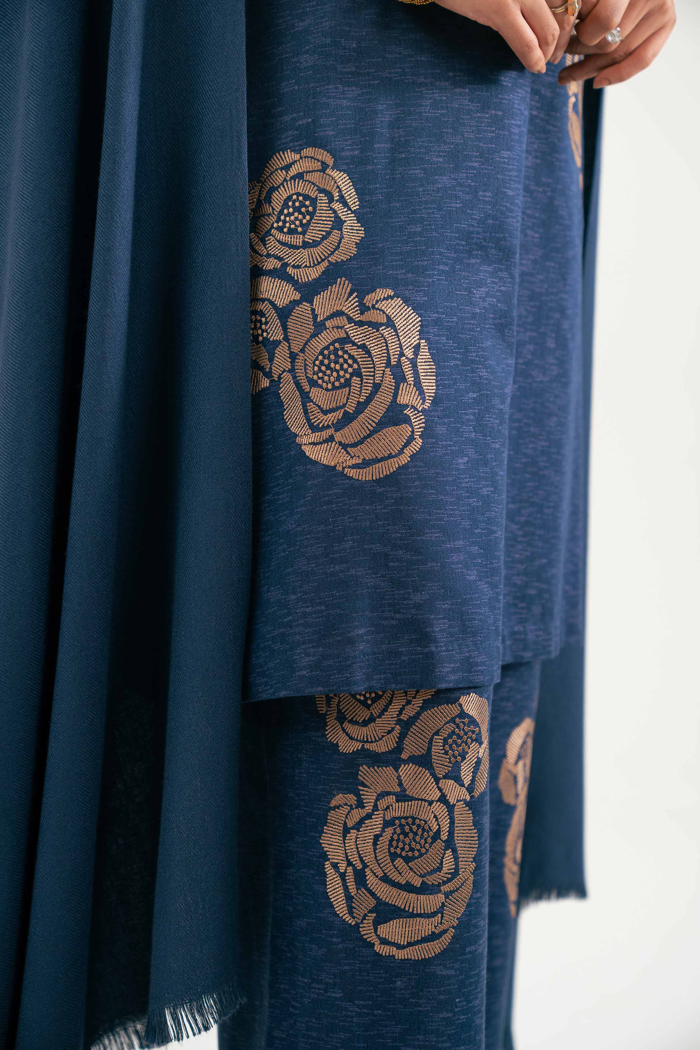 3 Piece - Embroidered Suit - KFW25-183 READY TO WEAR - LUXURY Blue Karandi 3PC Embroidered