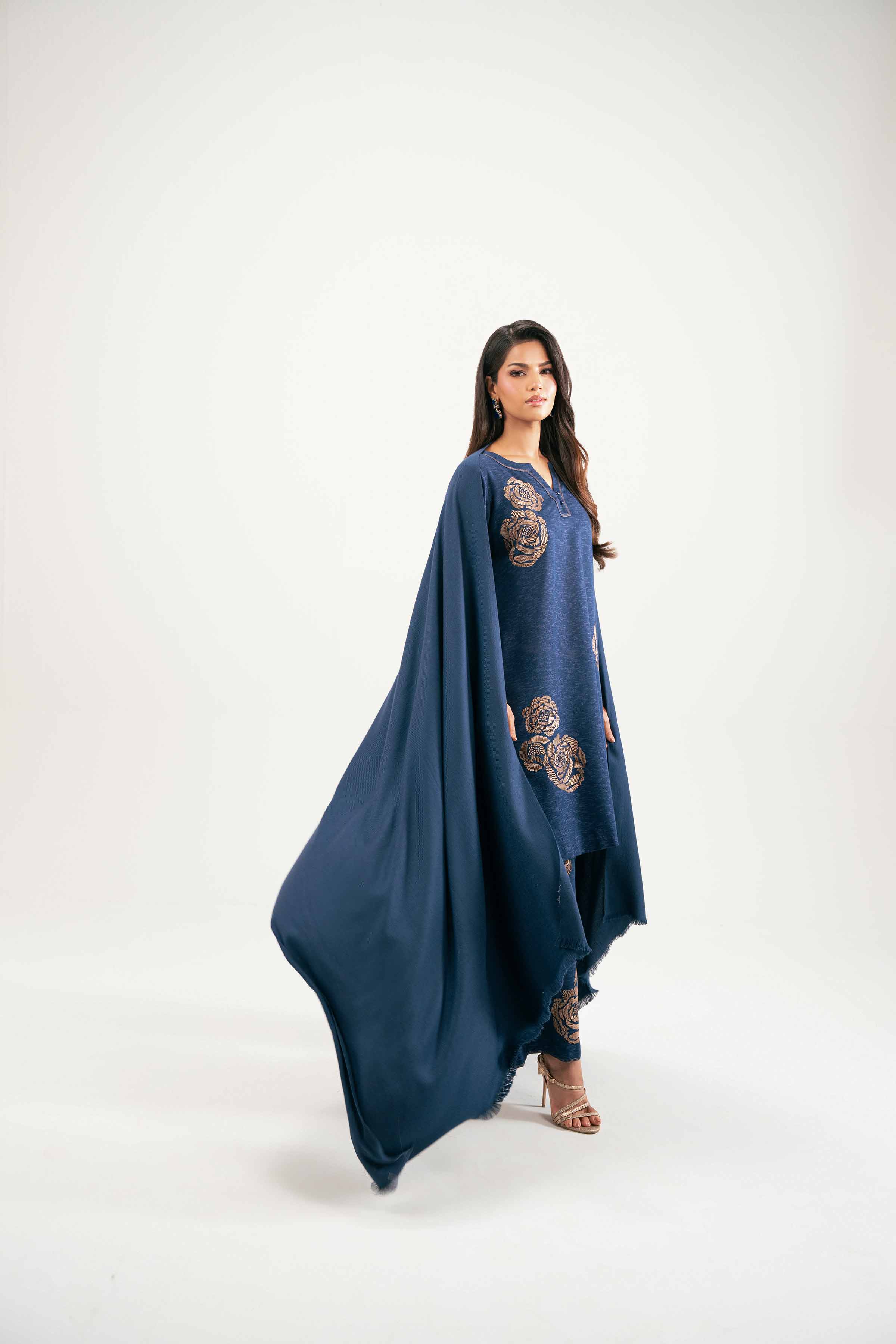 3 Piece - Embroidered Suit - KFW25-183 READY TO WEAR - LUXURY Blue Karandi 3PC Embroidered
