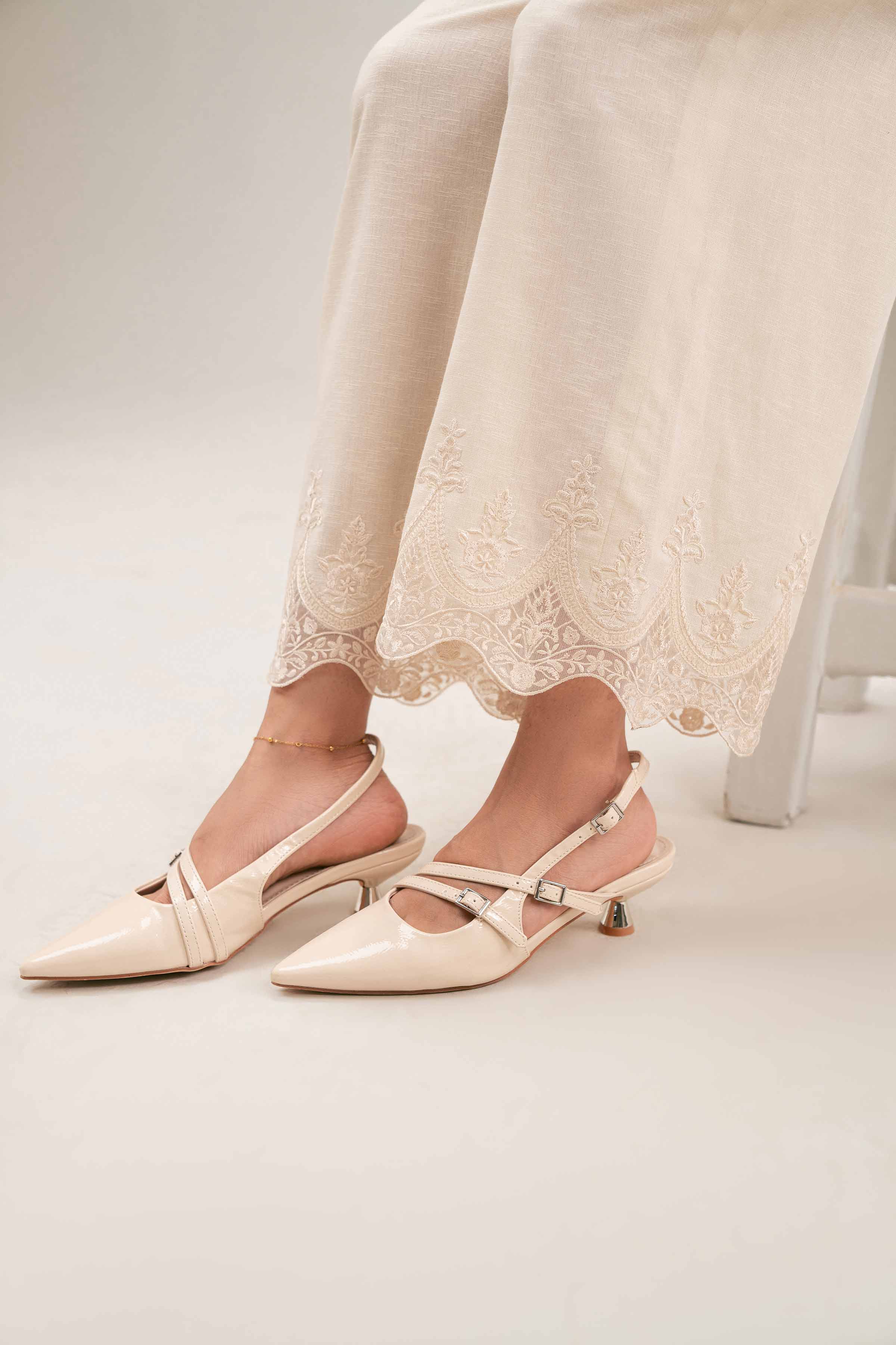 Embroidered Trousers - KFW25-198 READY TO WEAR - LUXURY White Karandi 1PC Embroidered