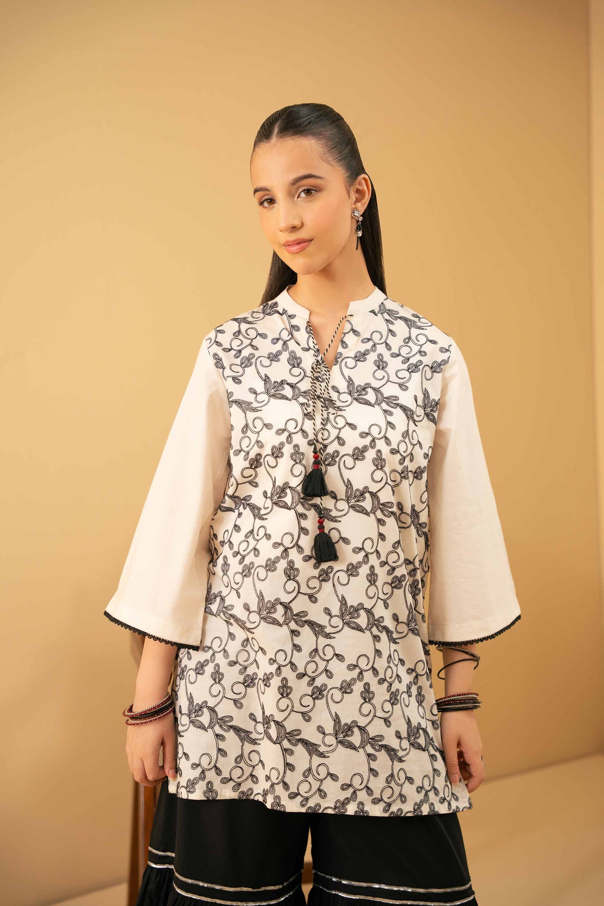 Embroidered Tunic - PE25-510 White Cambric 1PC Embroidered Nishat Australia