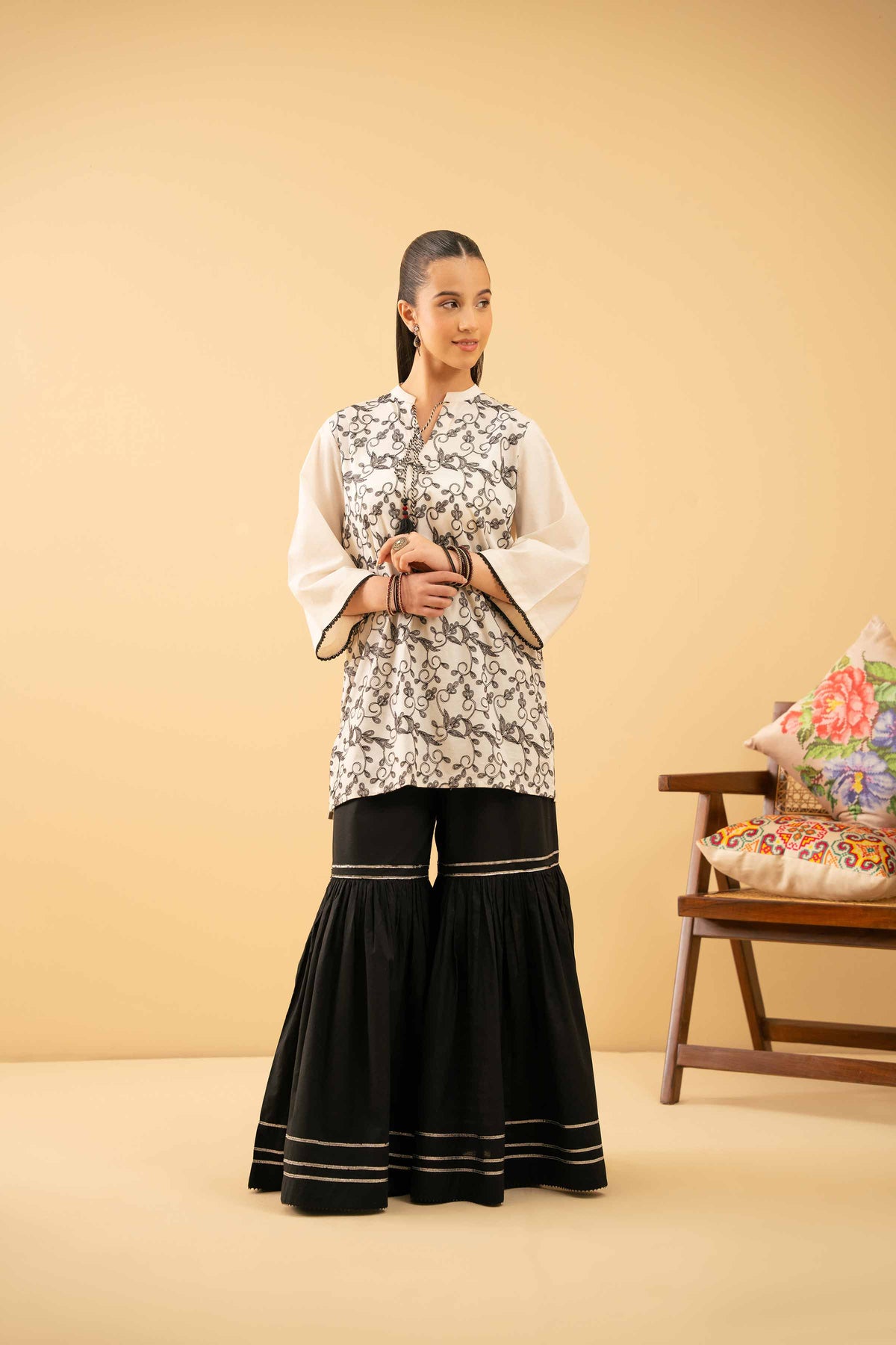Embroidered Tunic - PE25-510 White Cambric 1PC Embroidered Nishat Australia