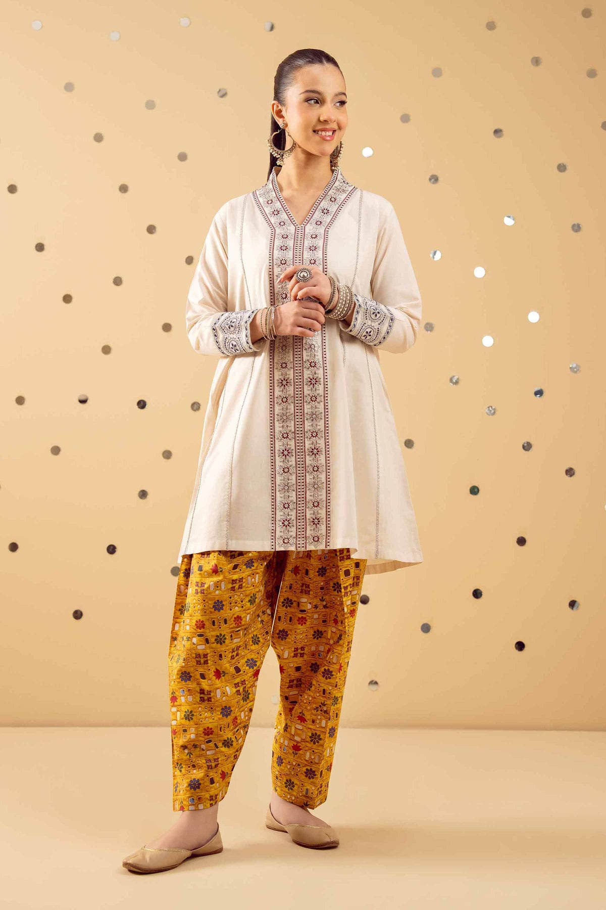 2 Piece - Printed Embroidered Suit - PE25-521 White Lawn 2PC Embroidered Nishat Australia