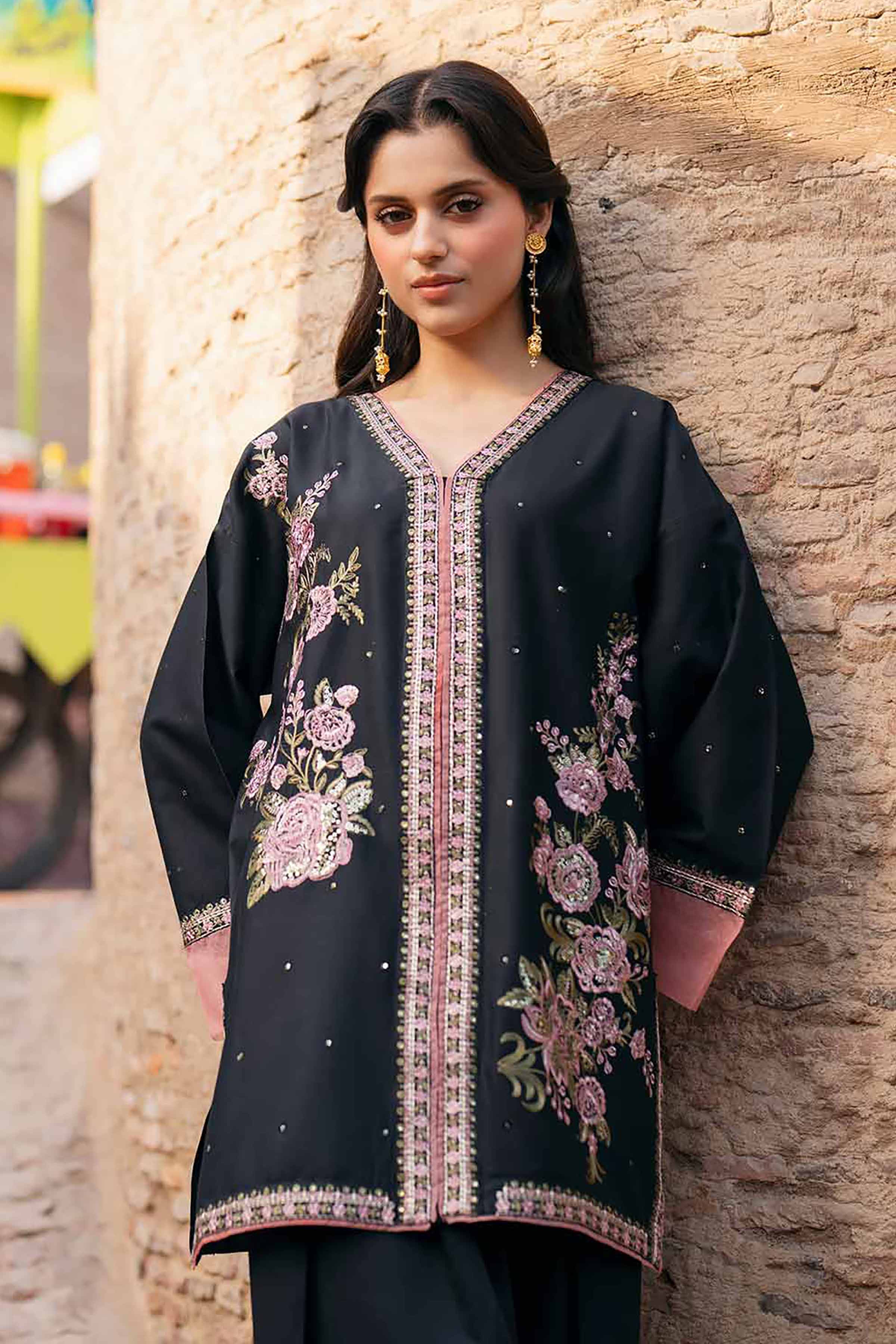2 Piece - Embroidered Suit - PE26-249