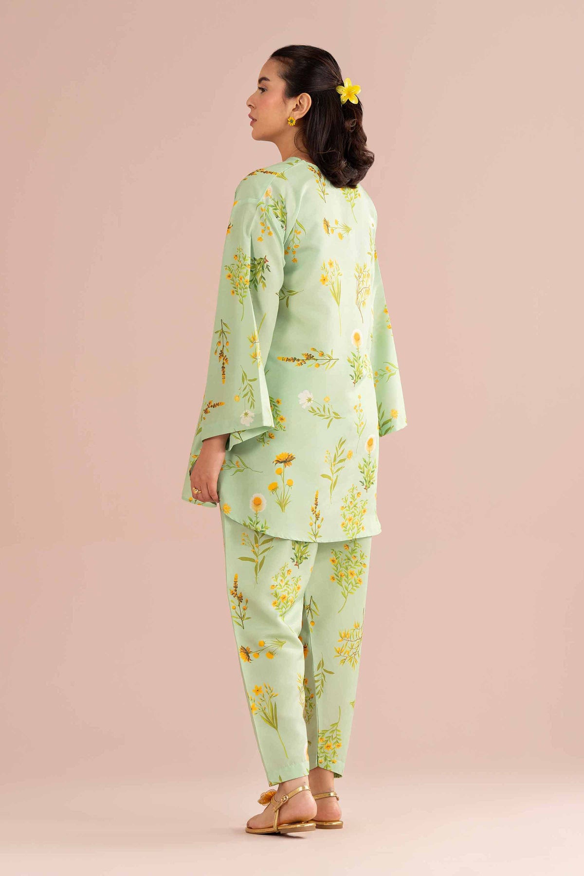 2 Piece - Printed Suit - PE26-422 Green Lawn 2PC Printed Nishat Australia