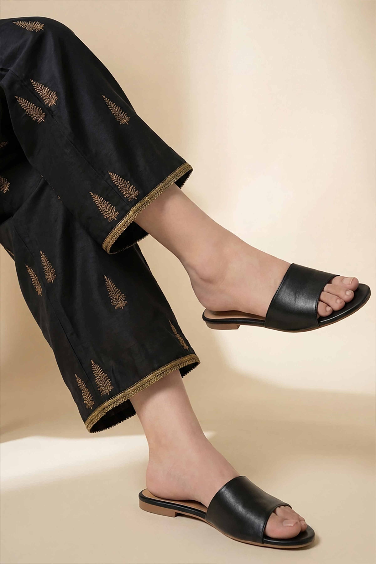 Embroidered Trousers - PE26-647 Black Cambric 1PC Embroidered  Nishat Australia