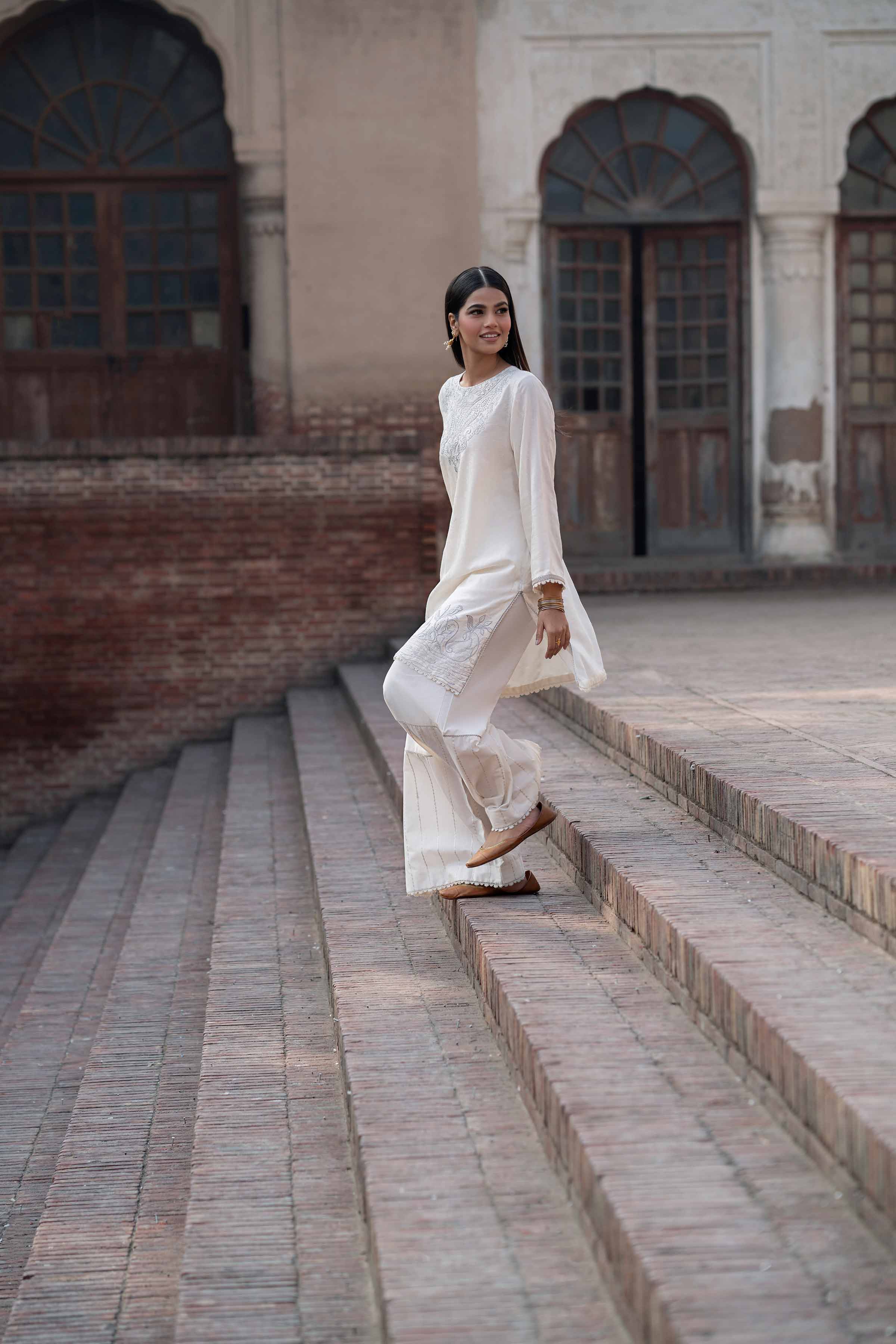 2 Piece - Embroidered Suit - PFE25-14 READY TO WEAR White Jacquard 2PC Embroidered