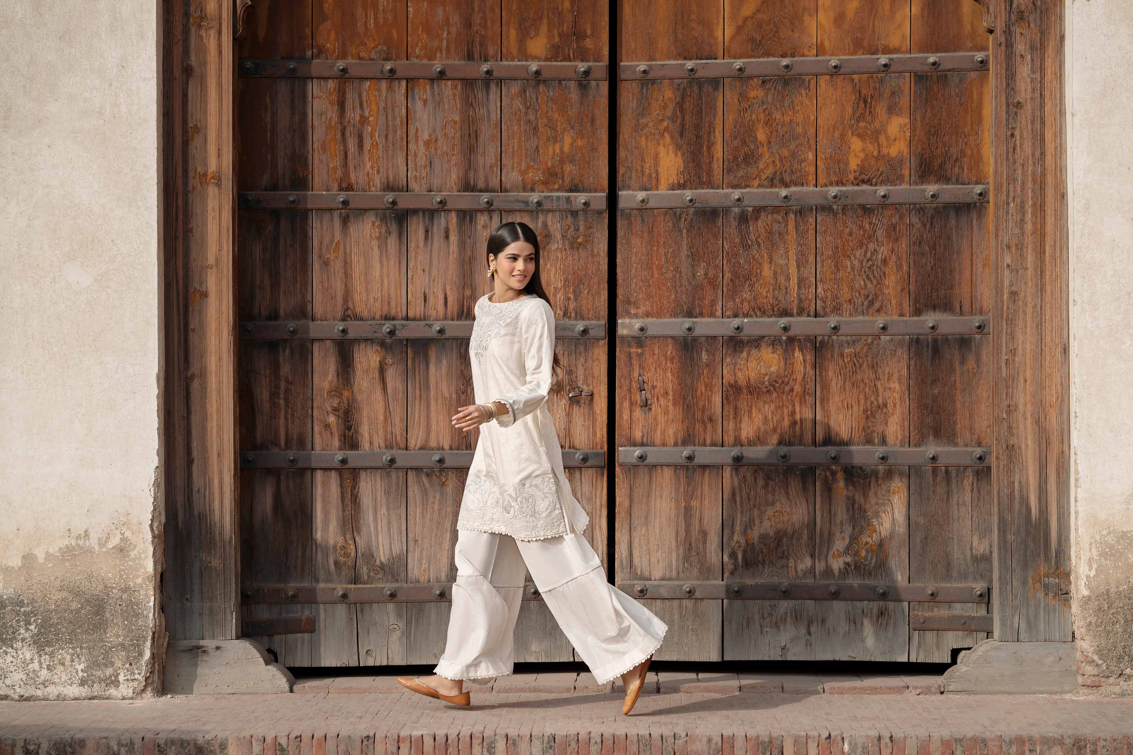 2 Piece - Embroidered Suit - PFE25-14 READY TO WEAR White Jacquard 2PC Embroidered