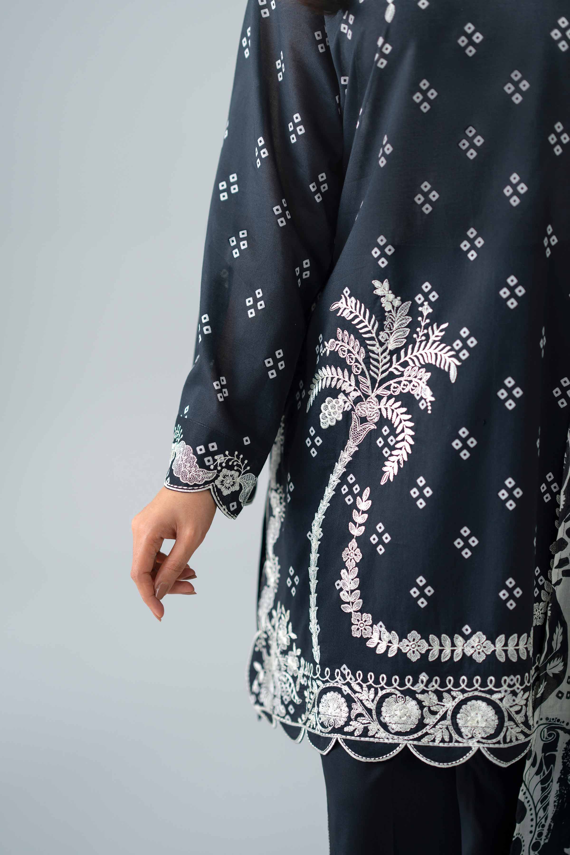 3 Piece - Printed Embroidered Suit - PMS26-06 Black Lawn 3PC Embroidered Nishat Australia