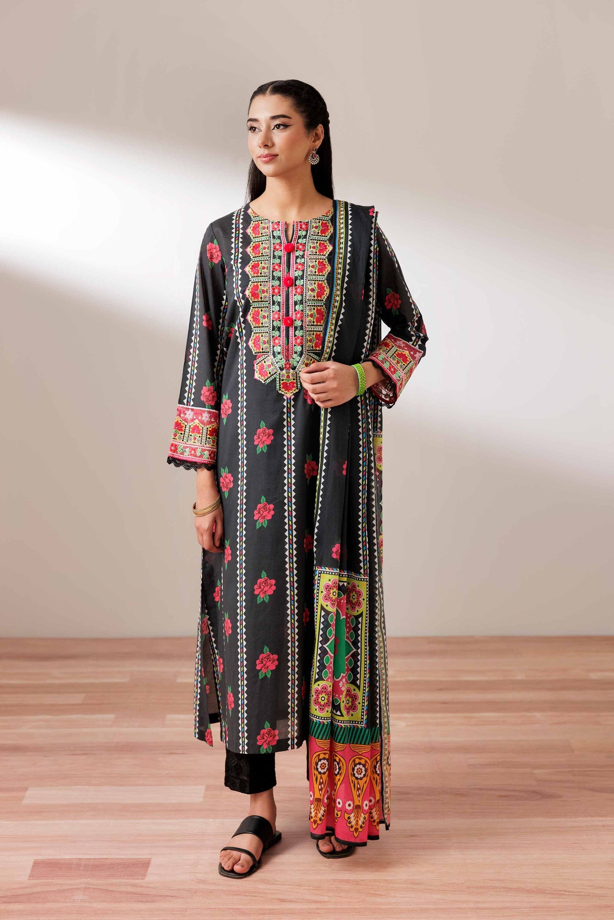 2 Piece - Printed Embroidered Suit - PS25-193 Black Lawn 2PC Embroidered Nishat Australia