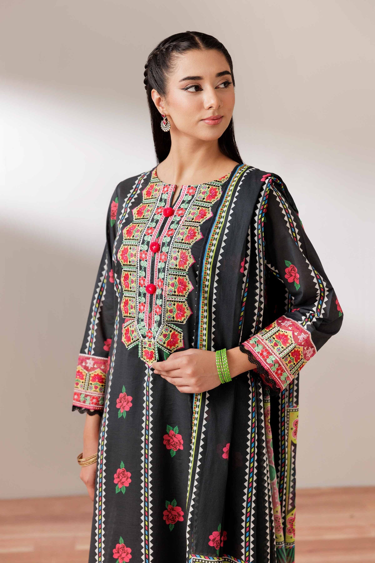 2 Piece - Printed Embroidered Suit - PS25-193 Black Lawn 2PC Embroidered Nishat Australia