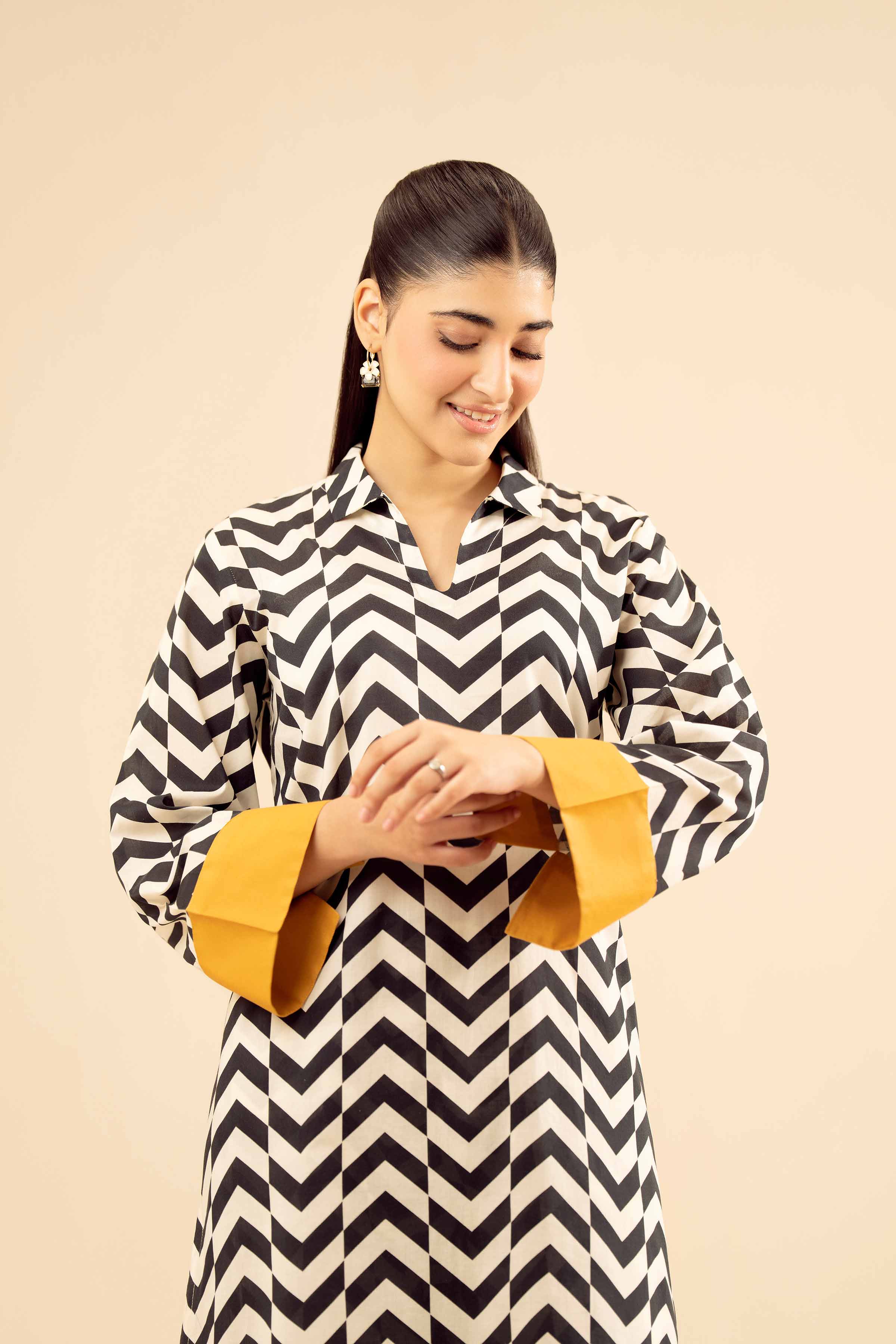 2 Piece - Printed Suit - PW25-04 READY TO WEAR Multi Cambric 2PC Printed