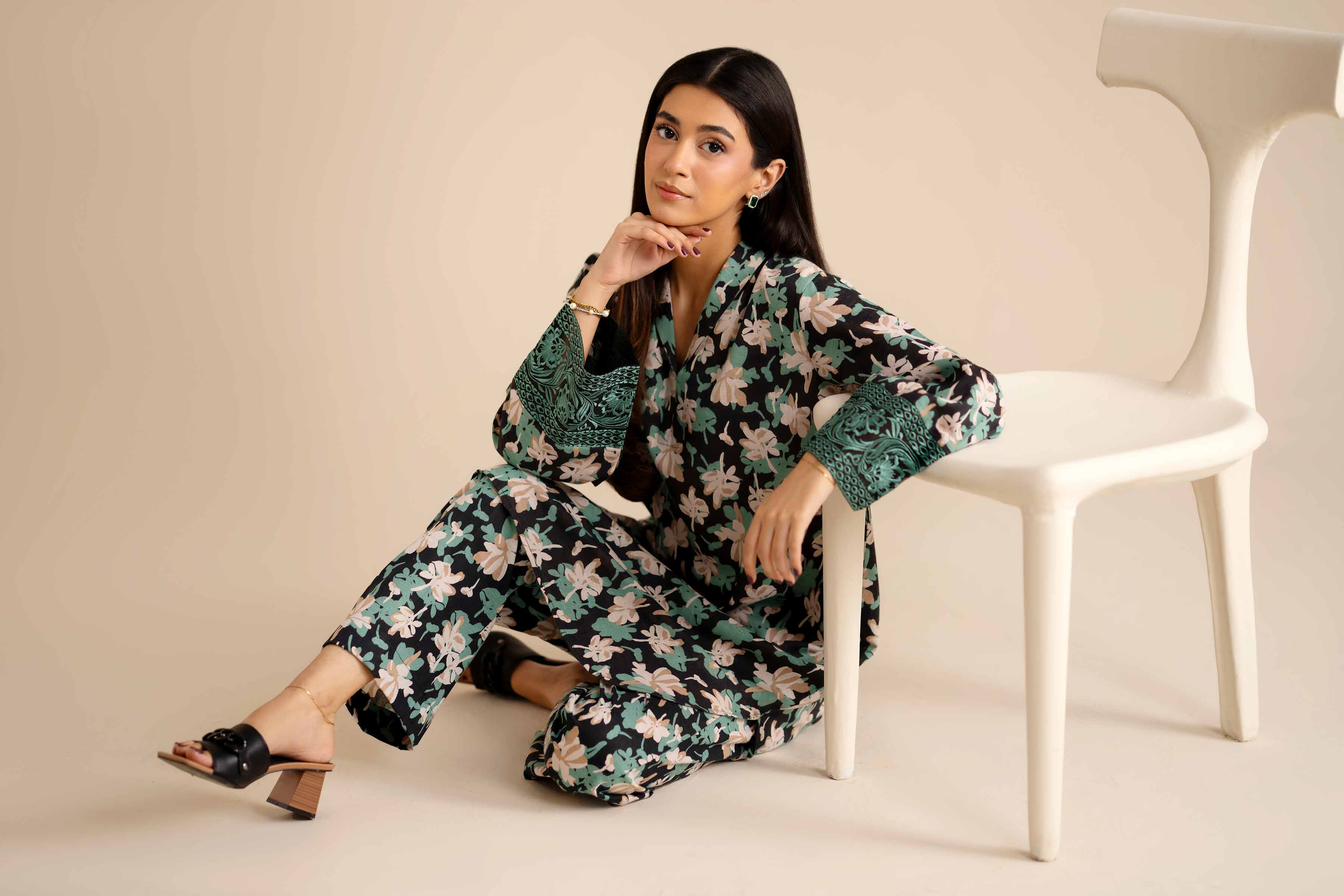 2 Piece - Printed Embroidered Suit - PW25-290 READY TO WEAR Multi Karandi 2PC Embroidered