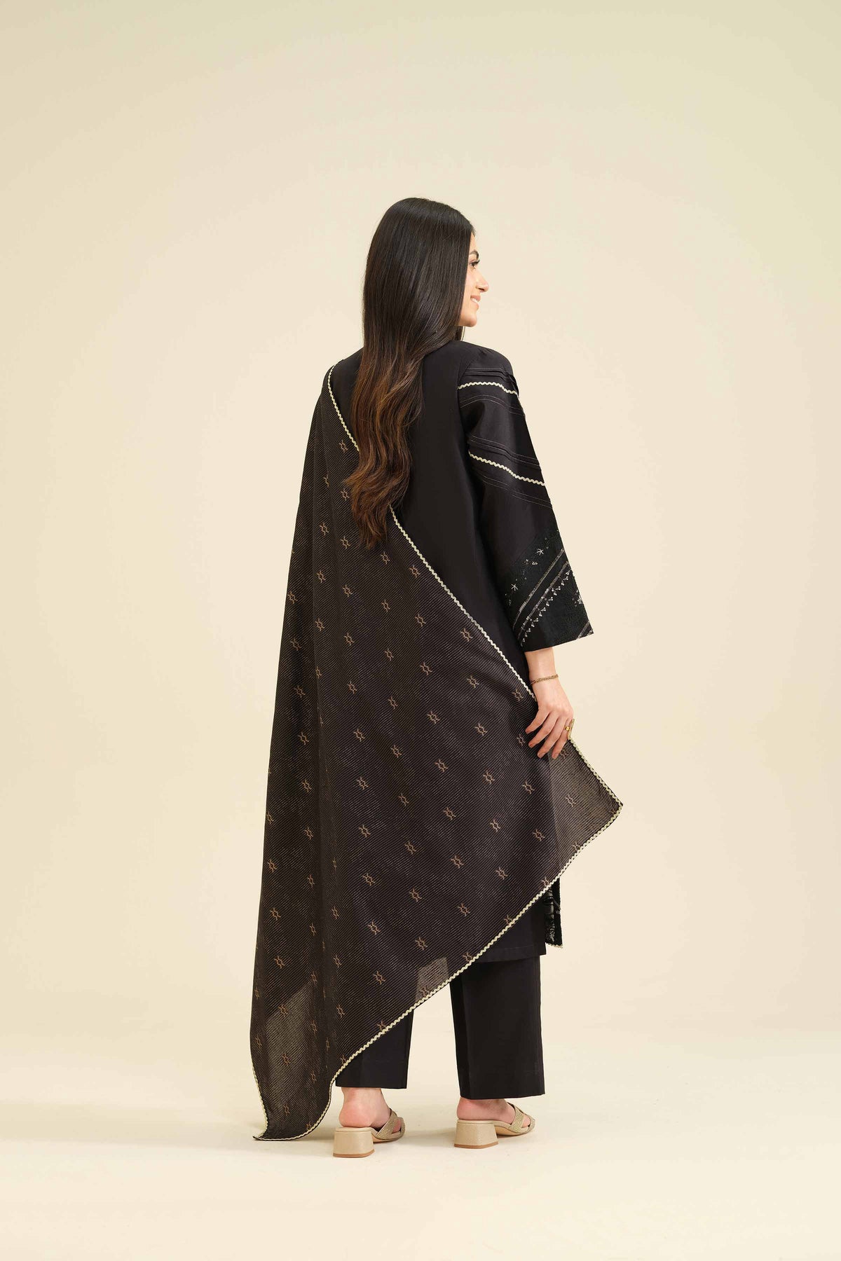 3 Piece - Embroidered Suit - PW25-404 Black Silk 3PC Embroidered Nishat Australia