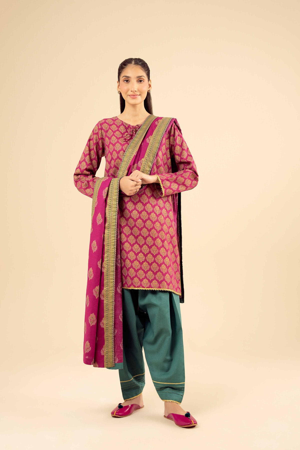 3 Piece - Printed Suit - PW25-495 Pink Karandi 3PC Printed Nishat Australia