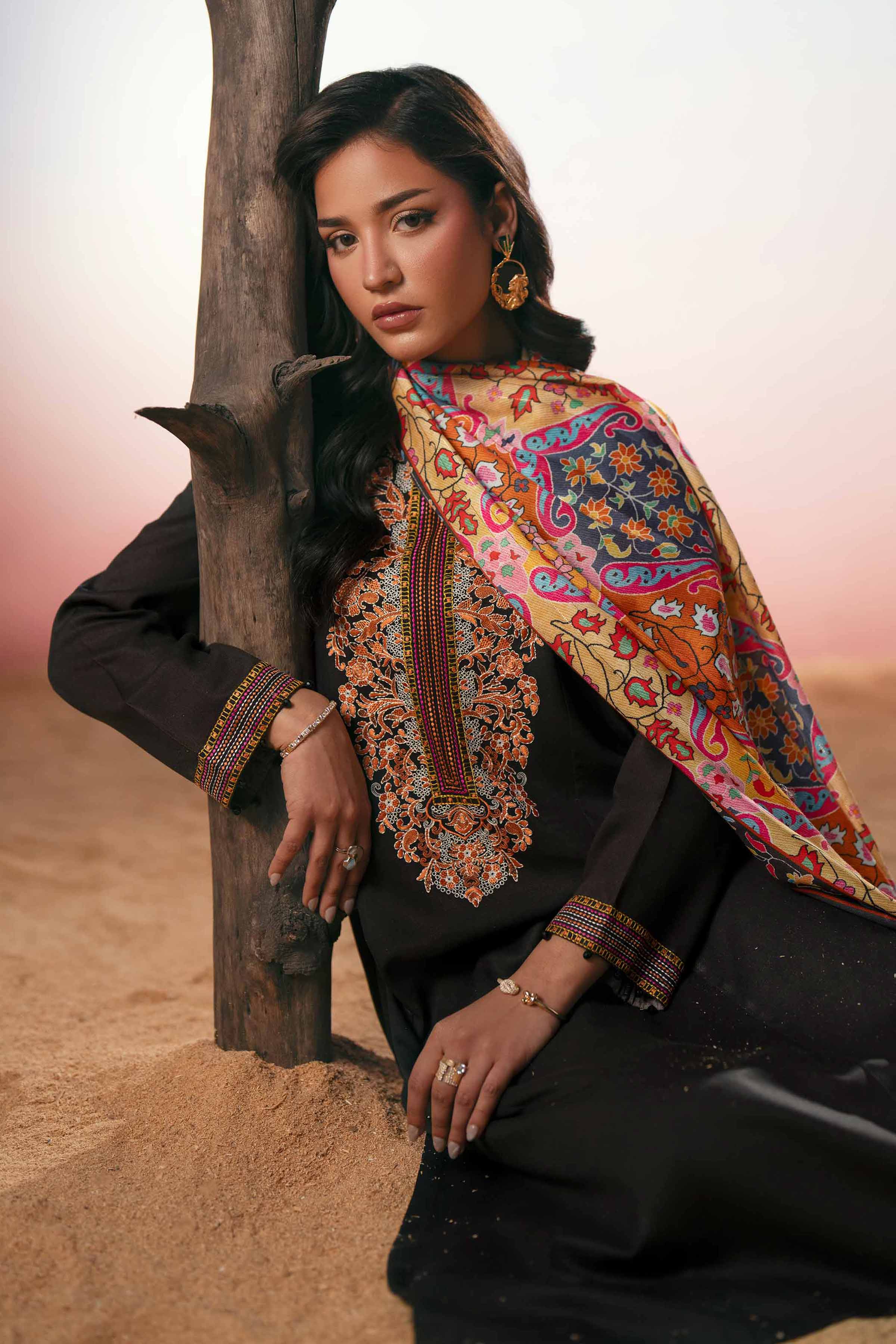 2 Piece - Embroidered Suit - PW25-79 READY TO WEAR Black Marina 2PC Embroidered